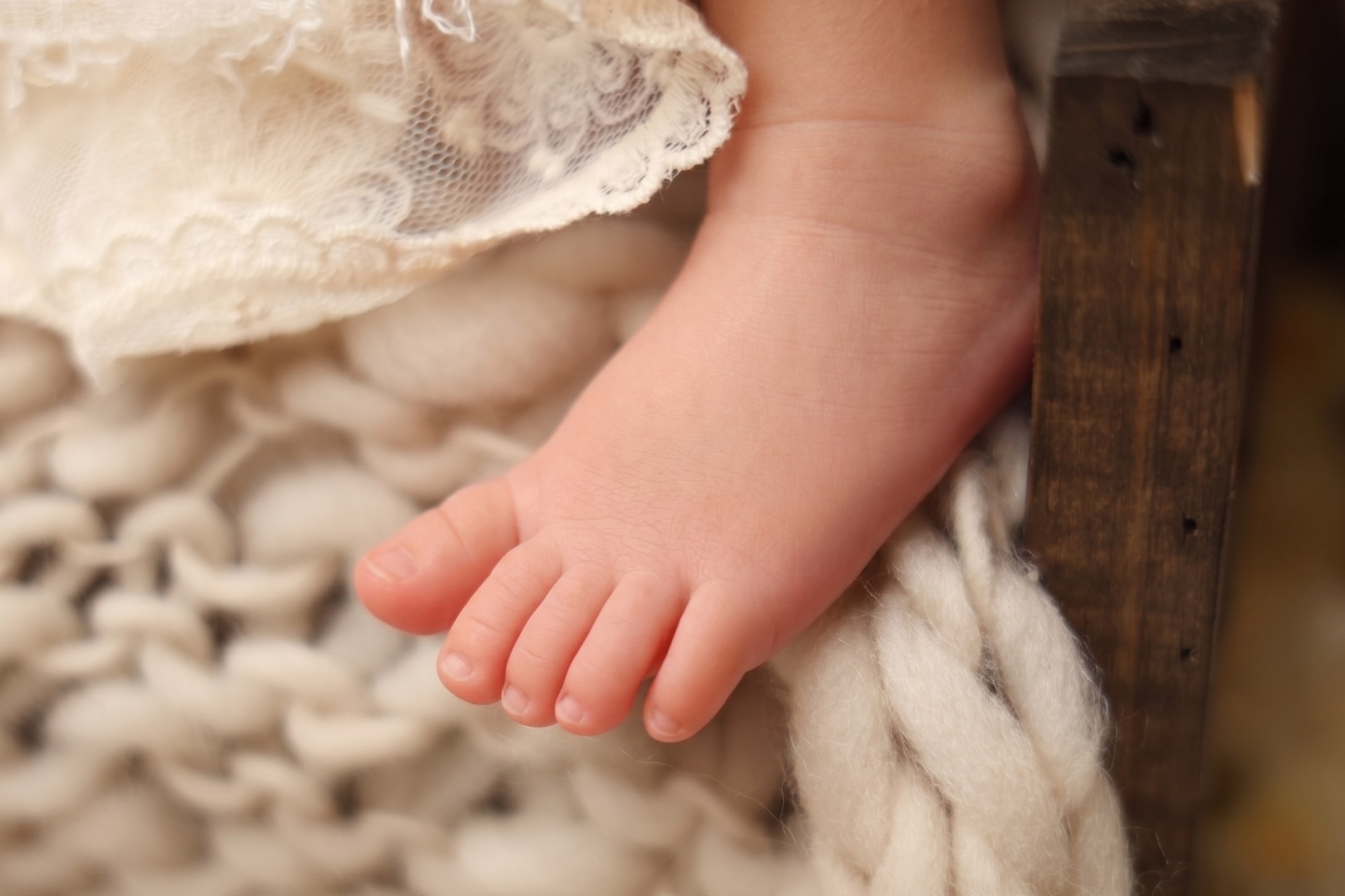 Newborn & Maternity. Egg Theory Studio London creative studio capturing cinematic portraits, brands, families & timeless storytelling