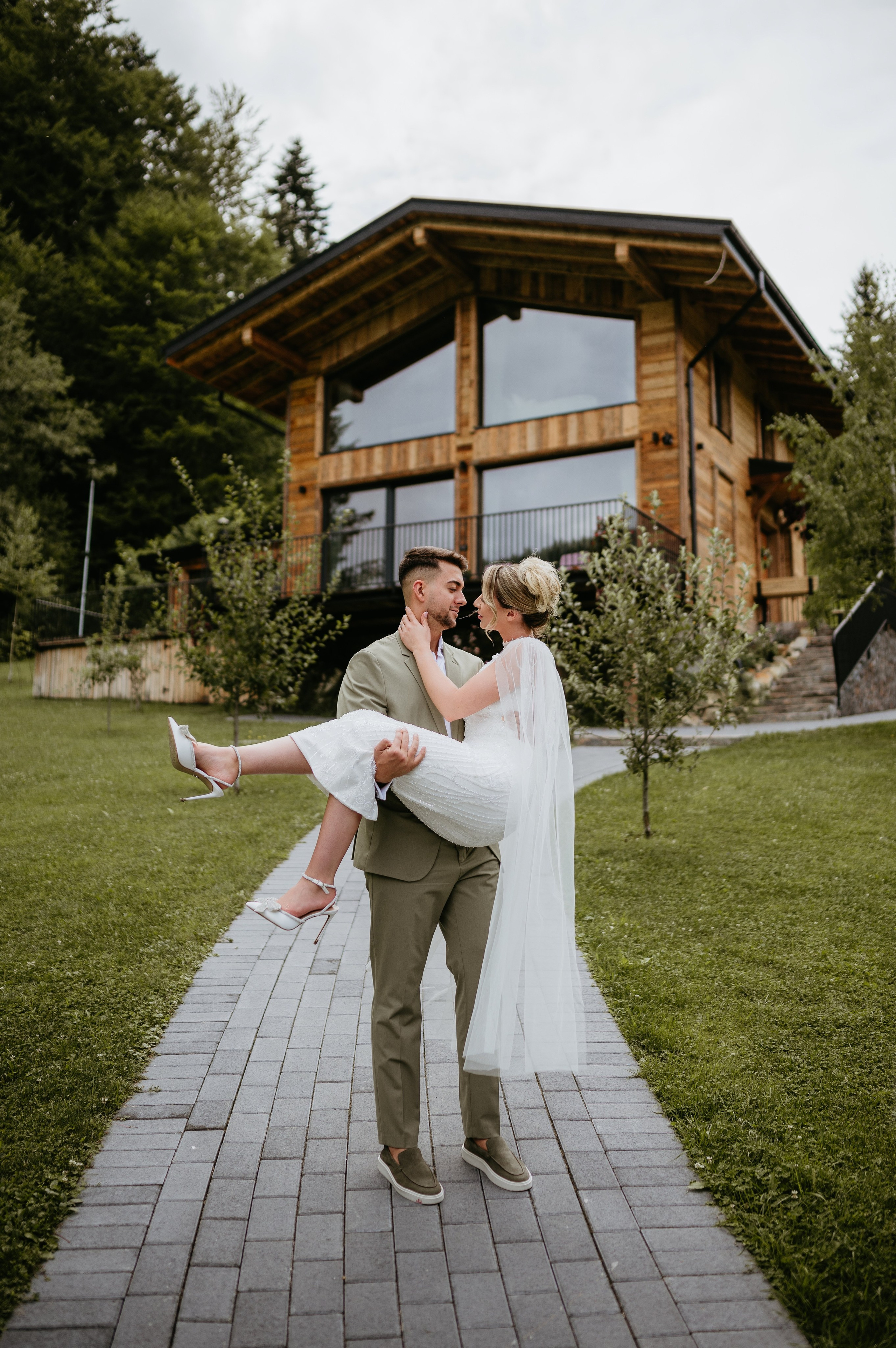 Flavio si Sarona. Valentin Melen — wedding photographer