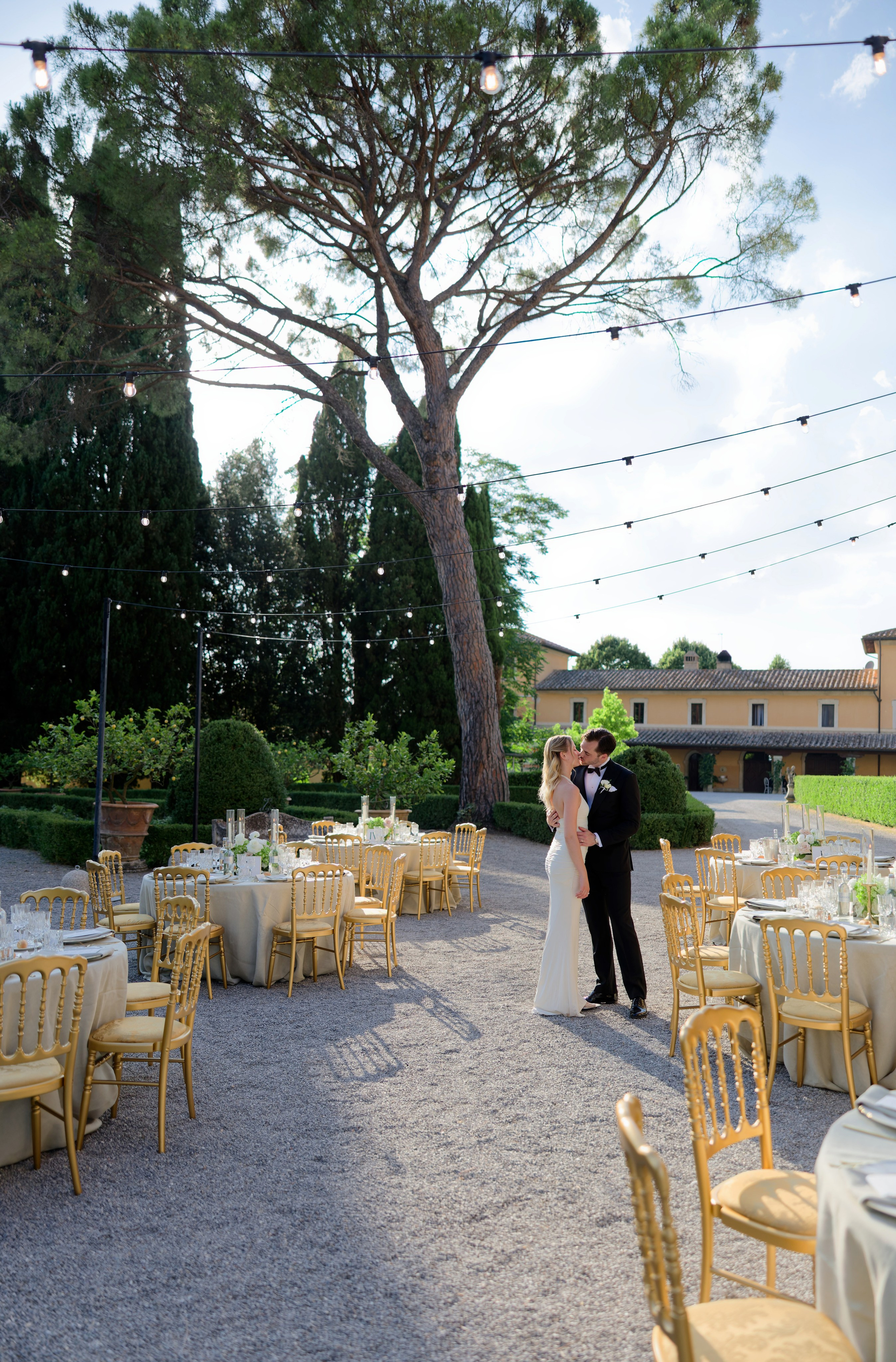 Wedding at La Torre di Pila, Umbria, Italy
