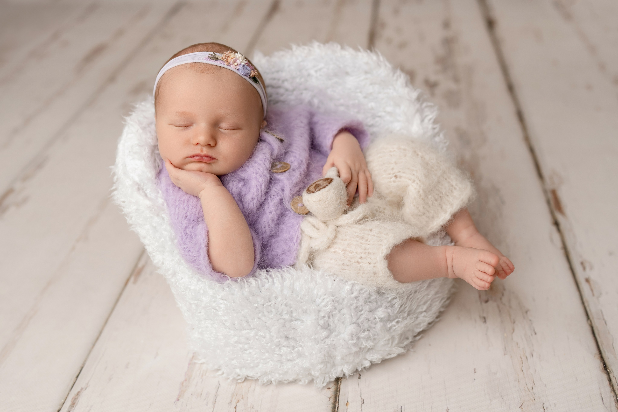 Esu Aleksandra naujagimių ir kudikių fotografė iš Vilniaus