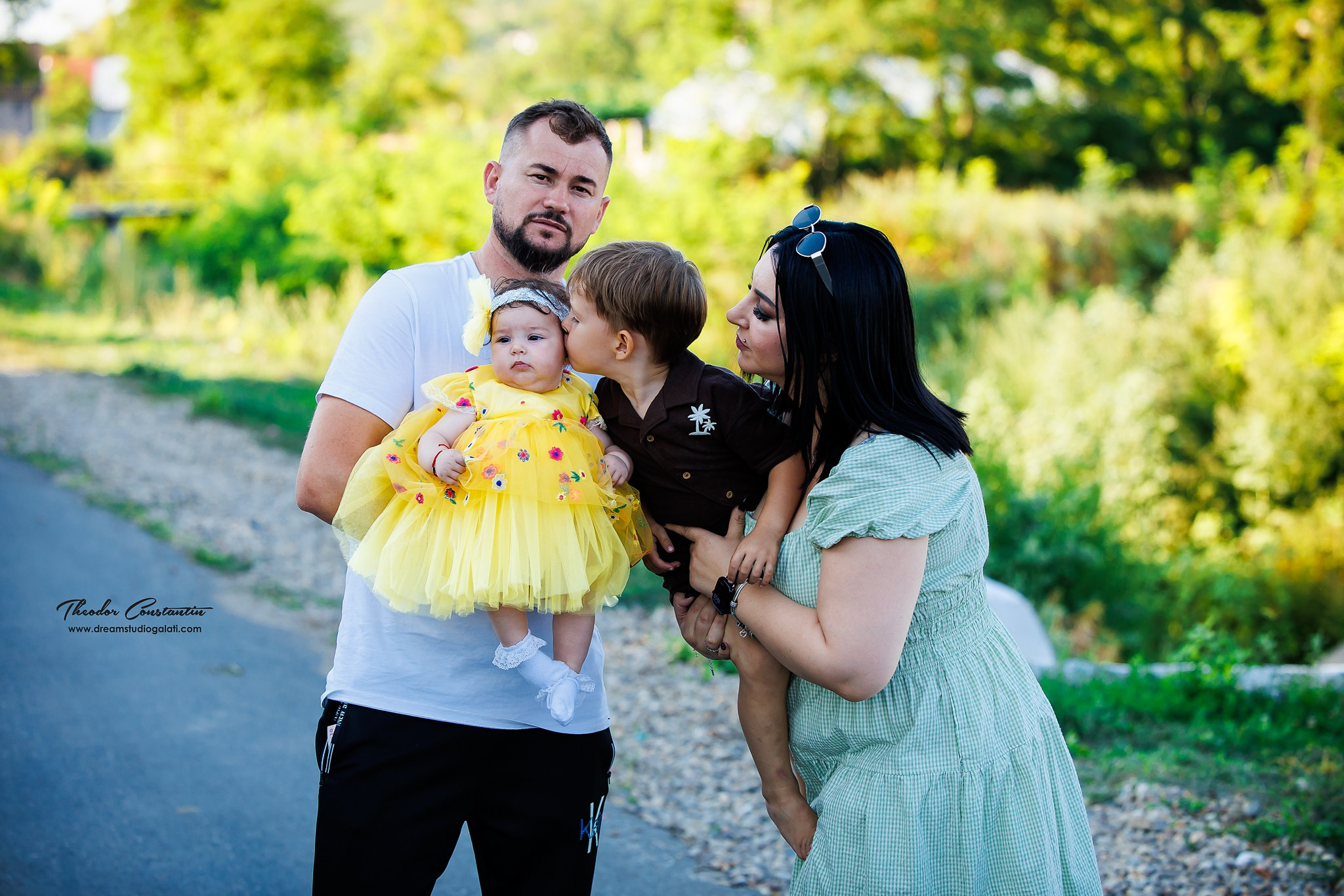 Botez. Dream Studio Galați – ședințe foto profesionale pentru familie, portrete și evenimente