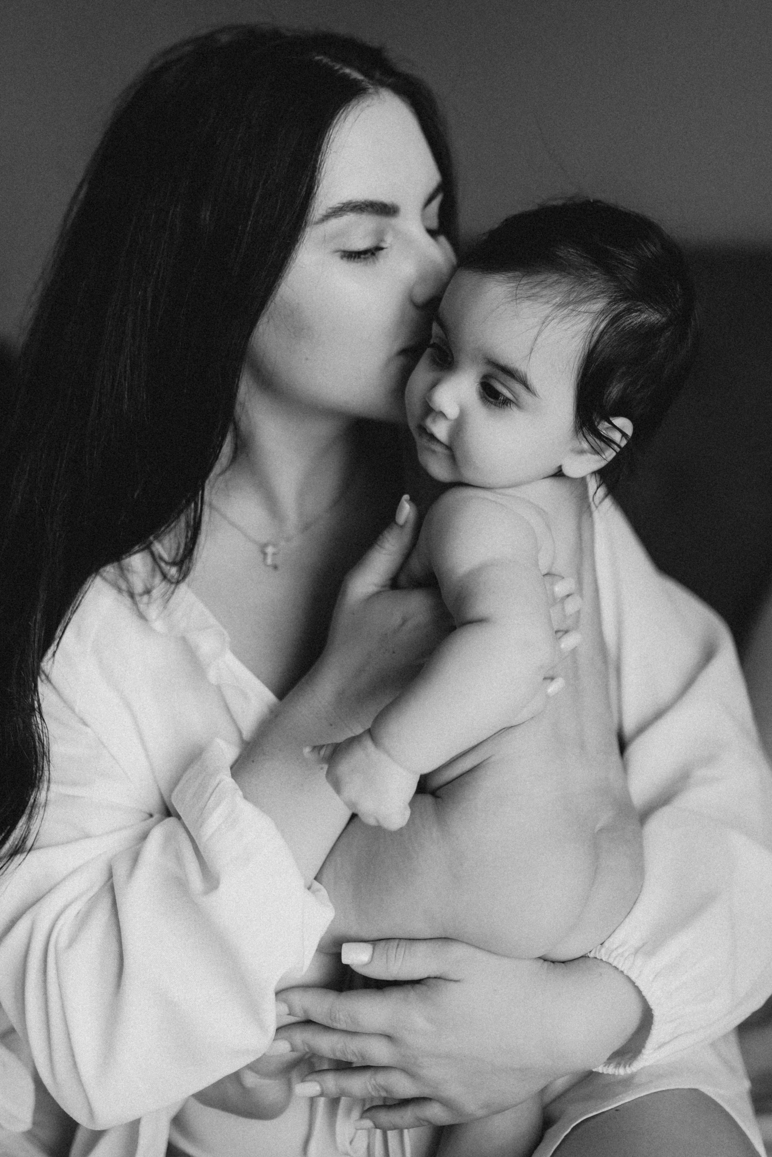 СЬЕМКА МАТЕРИНСТВА. Сімейний фотограф Лейпциг, Німеччина