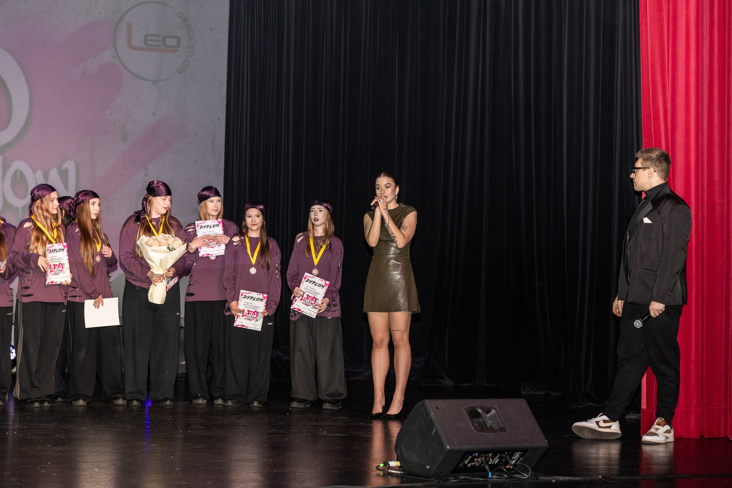 LEO DANCE SHOW WINTER 2025. Семейный и детский фотограф в Варшаве Мила Бобровская