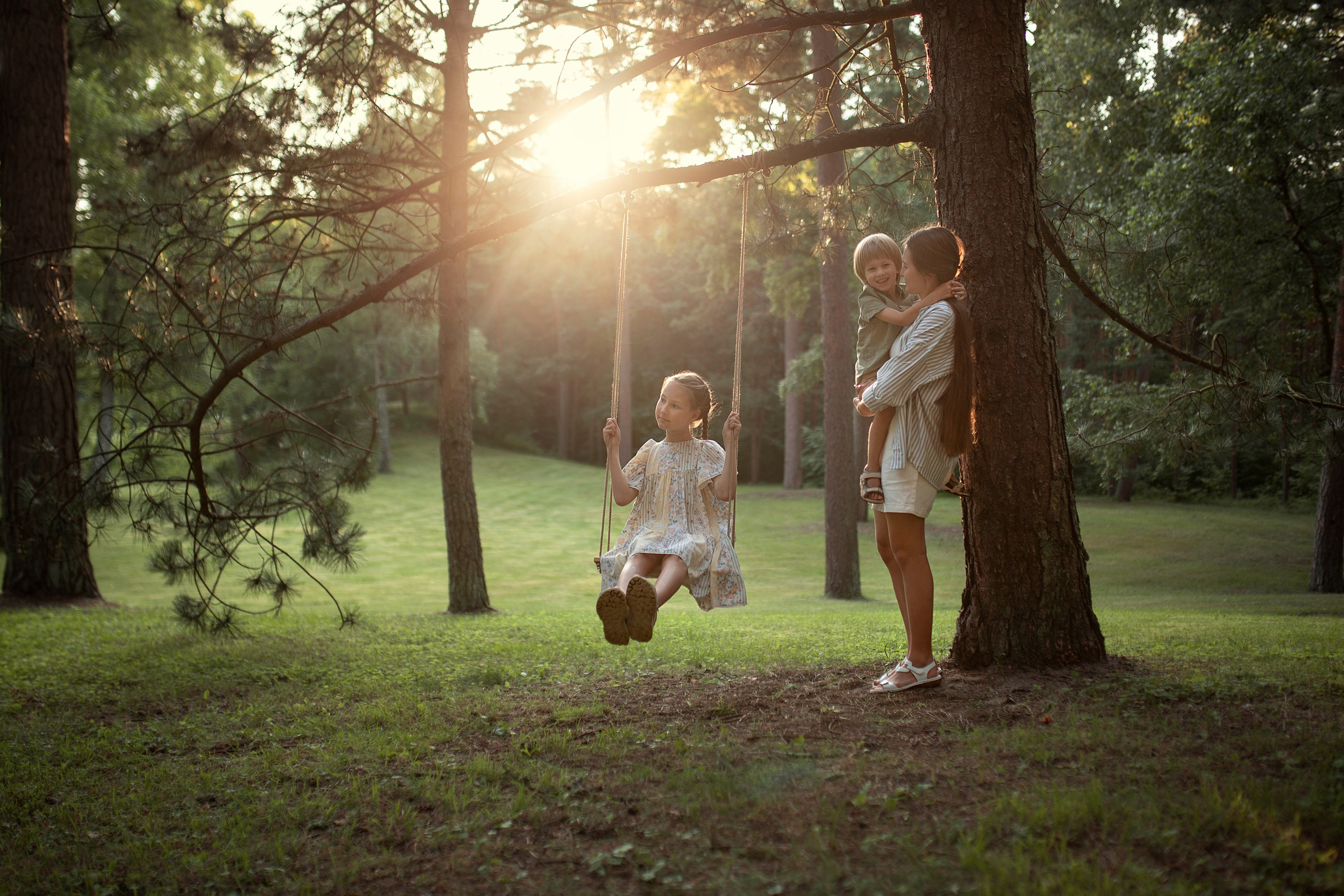 Наташа, Юра, Ксения, Лиза и Арсений 2025. Fotograf rodzinny i dziecięcy w Warszawie Mila Babrouskaya