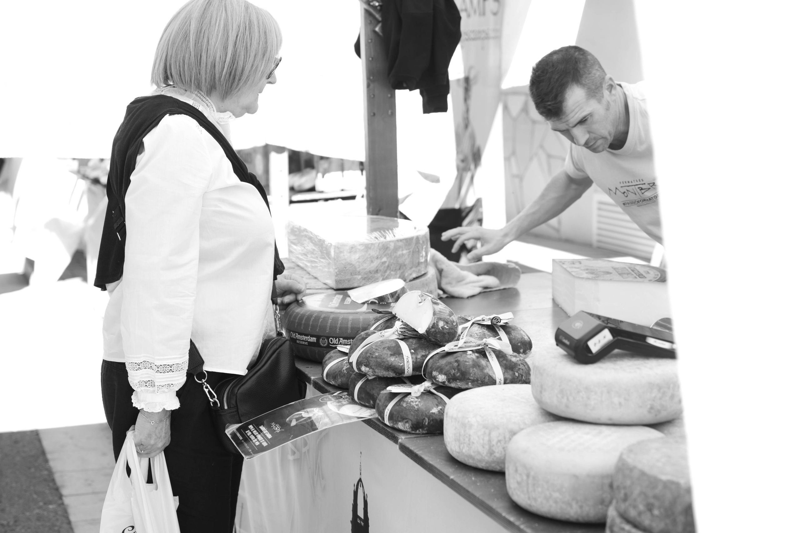 Mercadillo, La Pobleta de Bellveí. Alba del Norte Studio