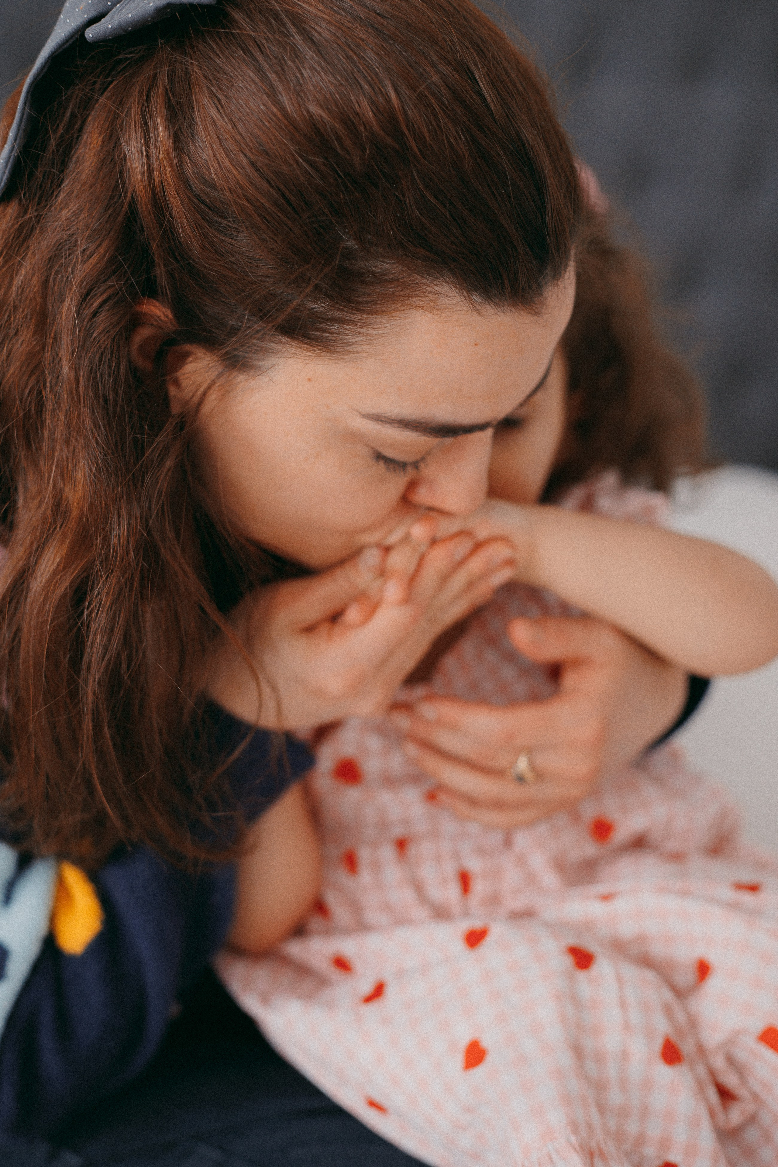 PHOTOGRAPHER JENNY IN CALGARY. I am a portrait and family photographer Jenny in Montreal and Calgary