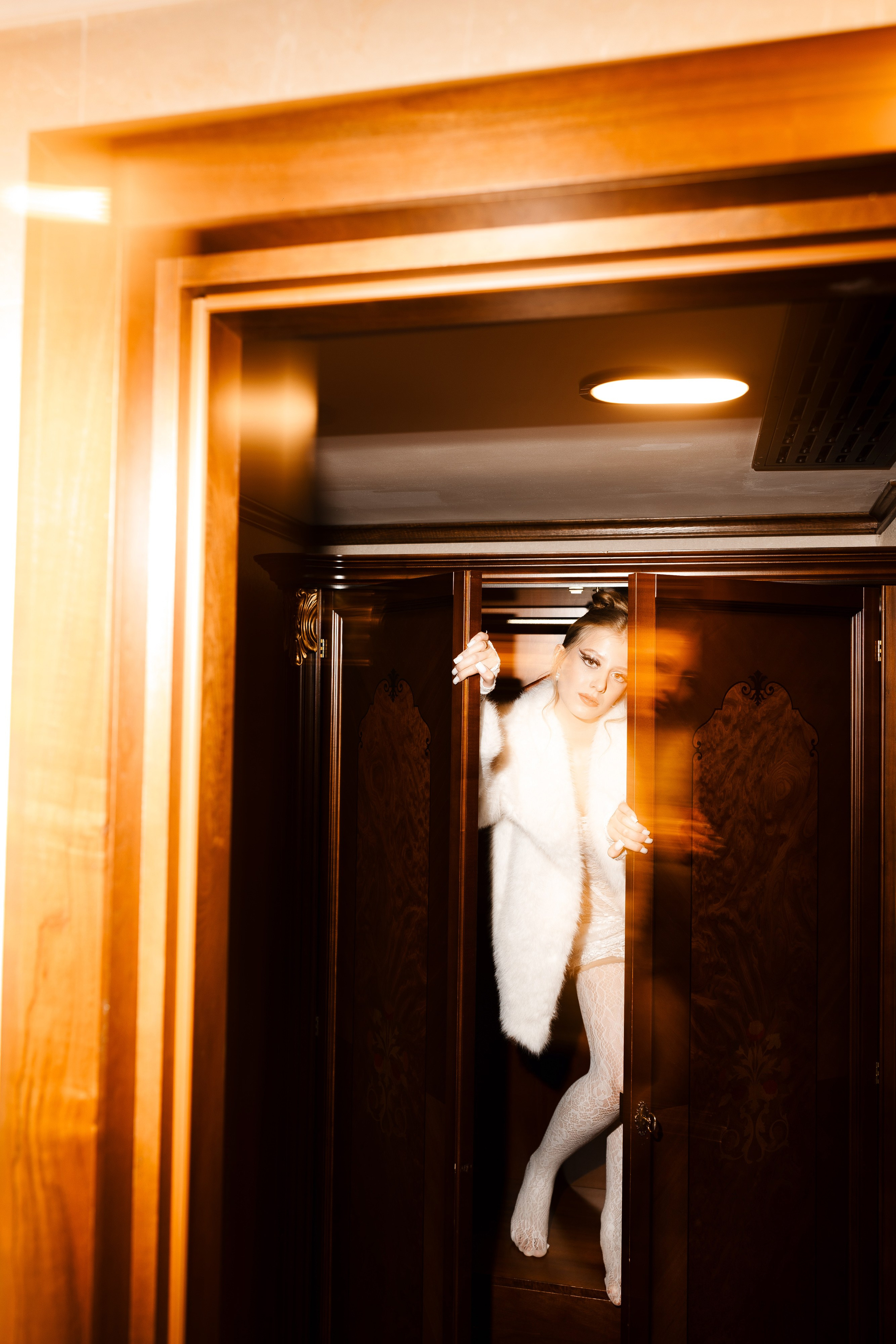 Once upon a time at the ORION Hotel. Азимжан Нуритдинходжаев — свадебный фотограф