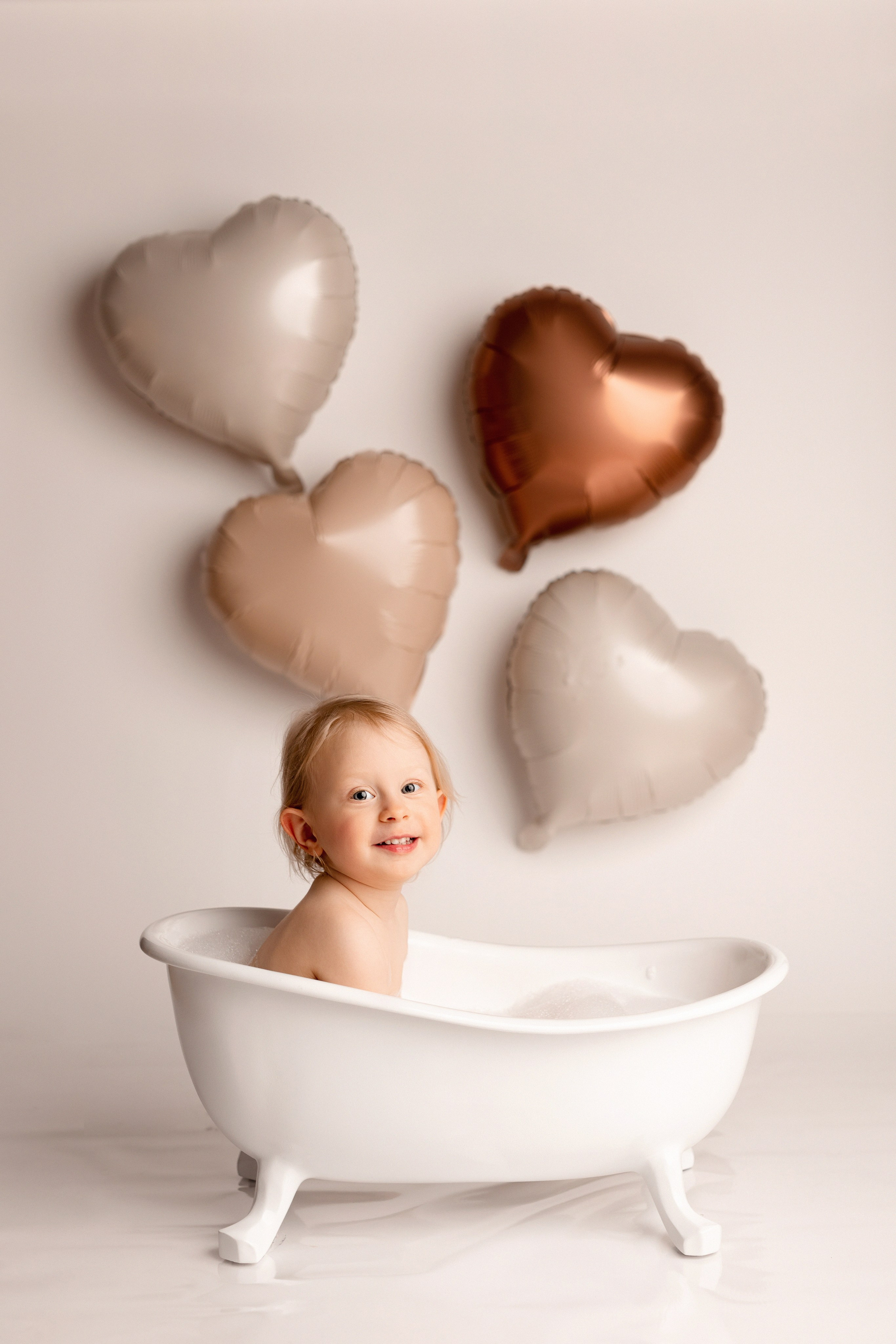 Cake Smash. NEUGEBORENEN und BABY Fotografin in WIEN und Umgebung