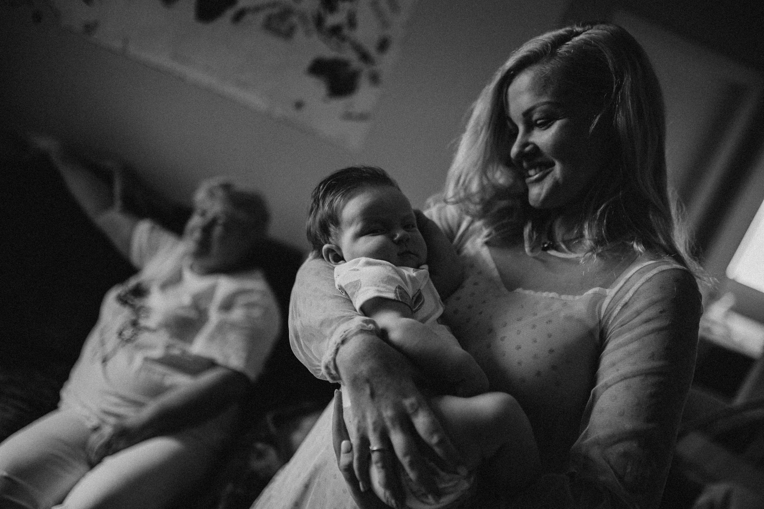 Nicole 3 meses. Fotografa documental de familia e nascimento em Florianópolis SC Daria Ermolaev