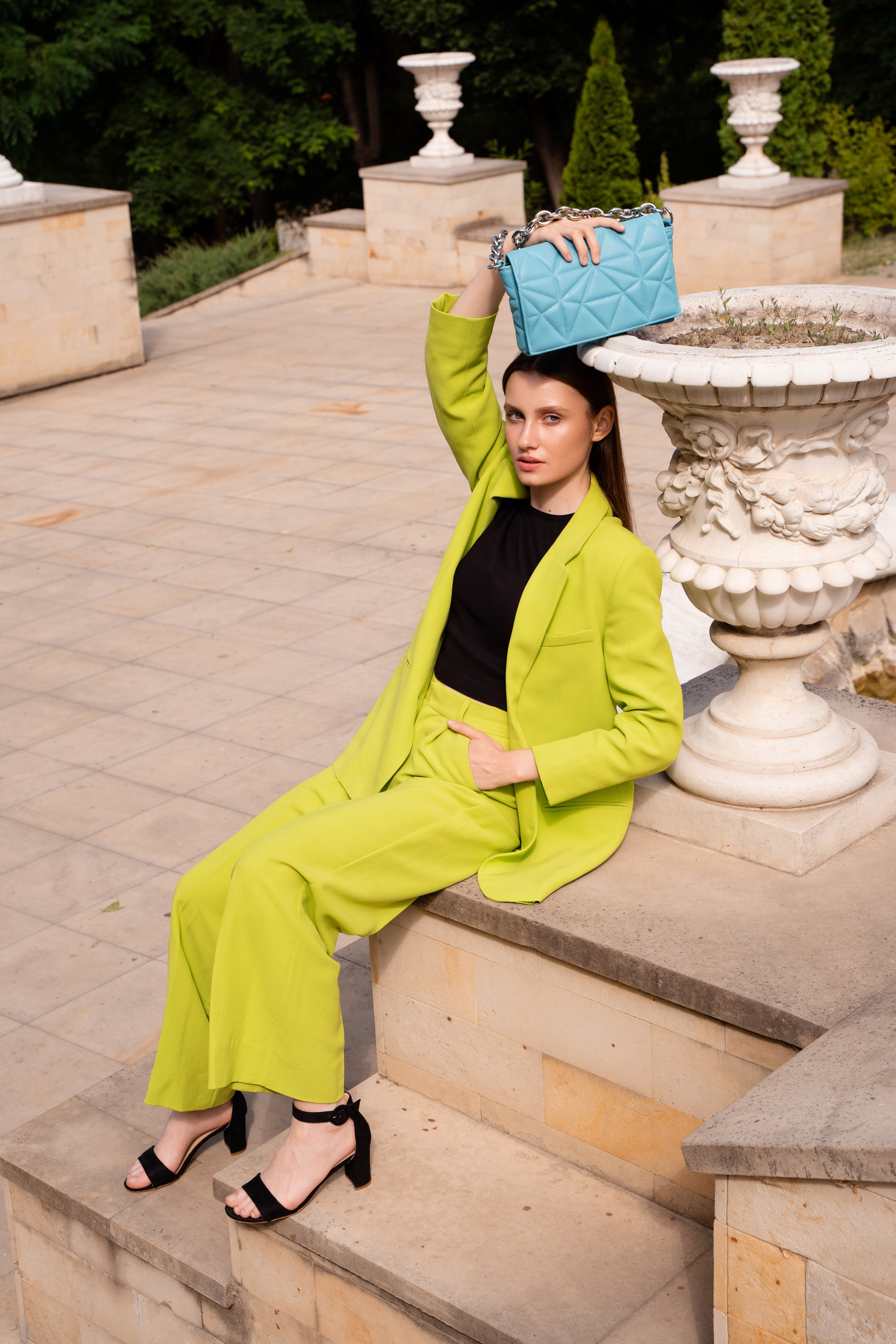 Monreve. Привет