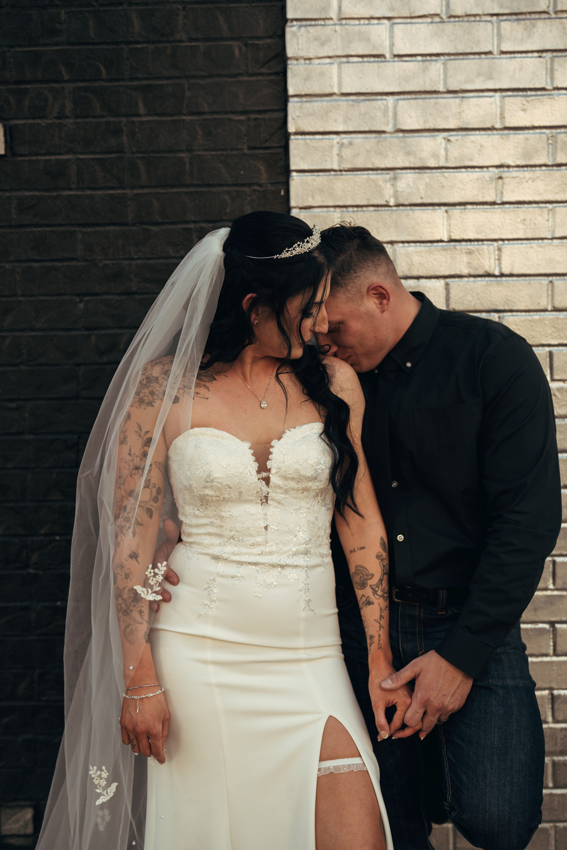 Krystina&Raymond. Wedding & elopement photographer Viktoriya Kravtsov. Las Vegas