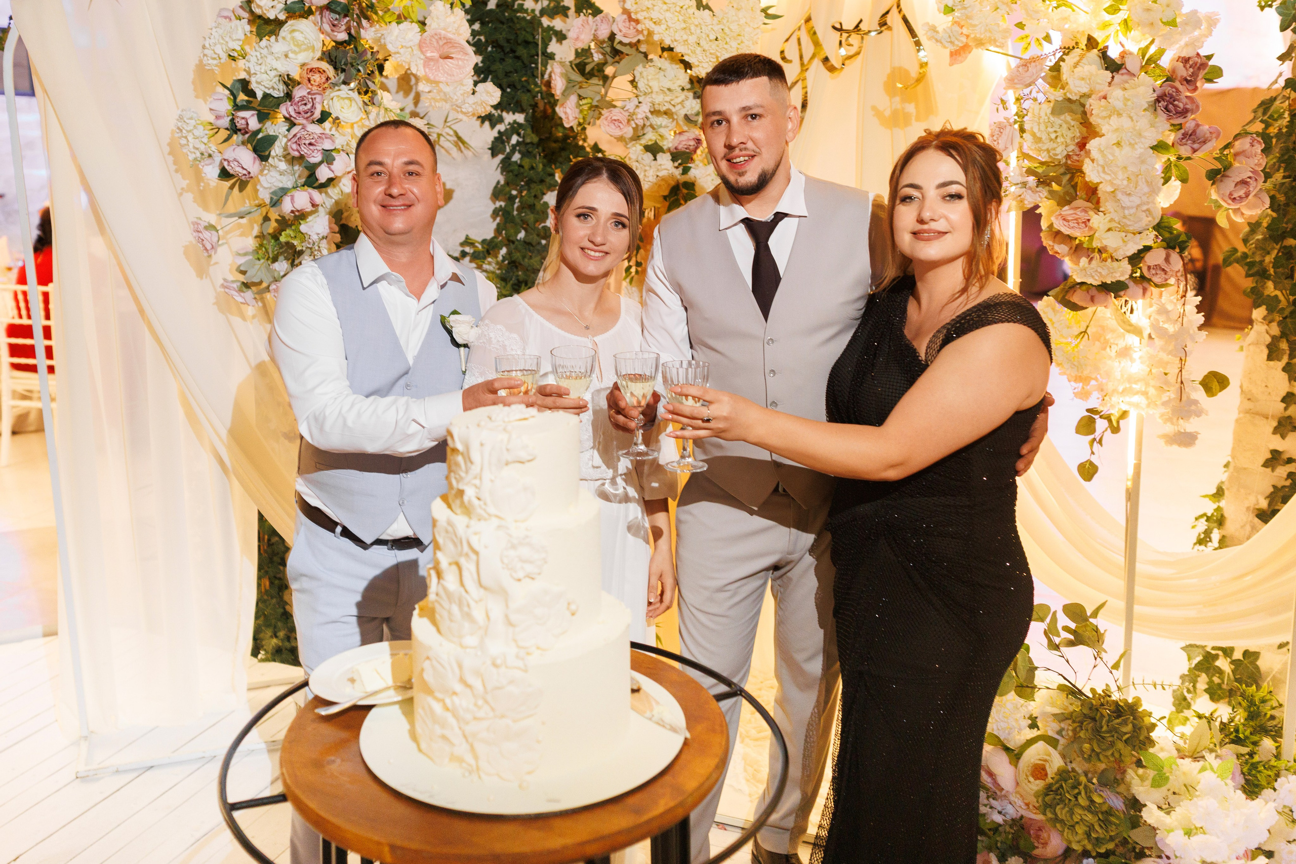 Adrian&Irina. Wedding, Family Photographer