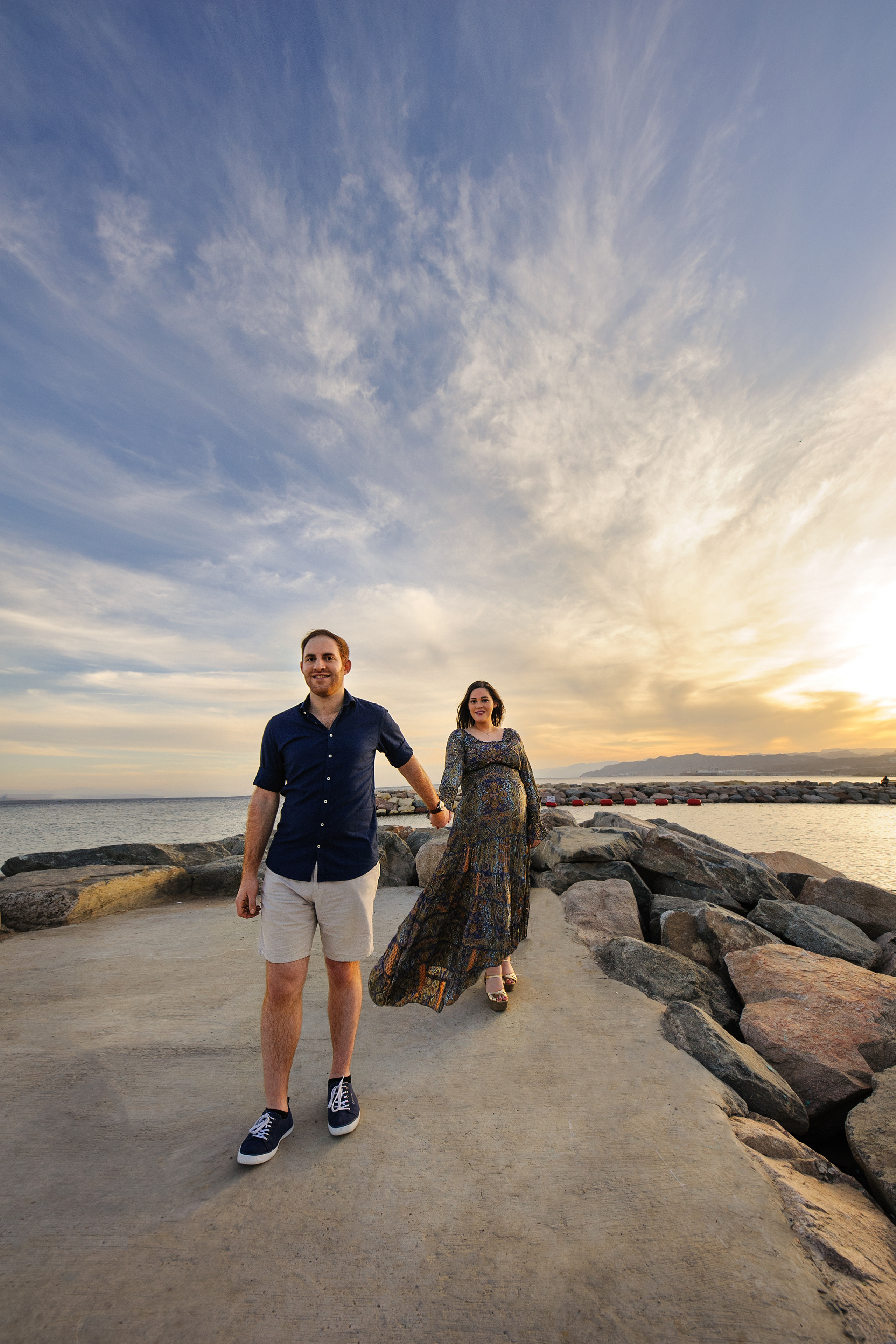Pregnancy photoshooting on the sunset on the sea for Saul & Jessica. Семейный детский беременности love-story фотограф Эйлат Израиль Ольга Амчиславски