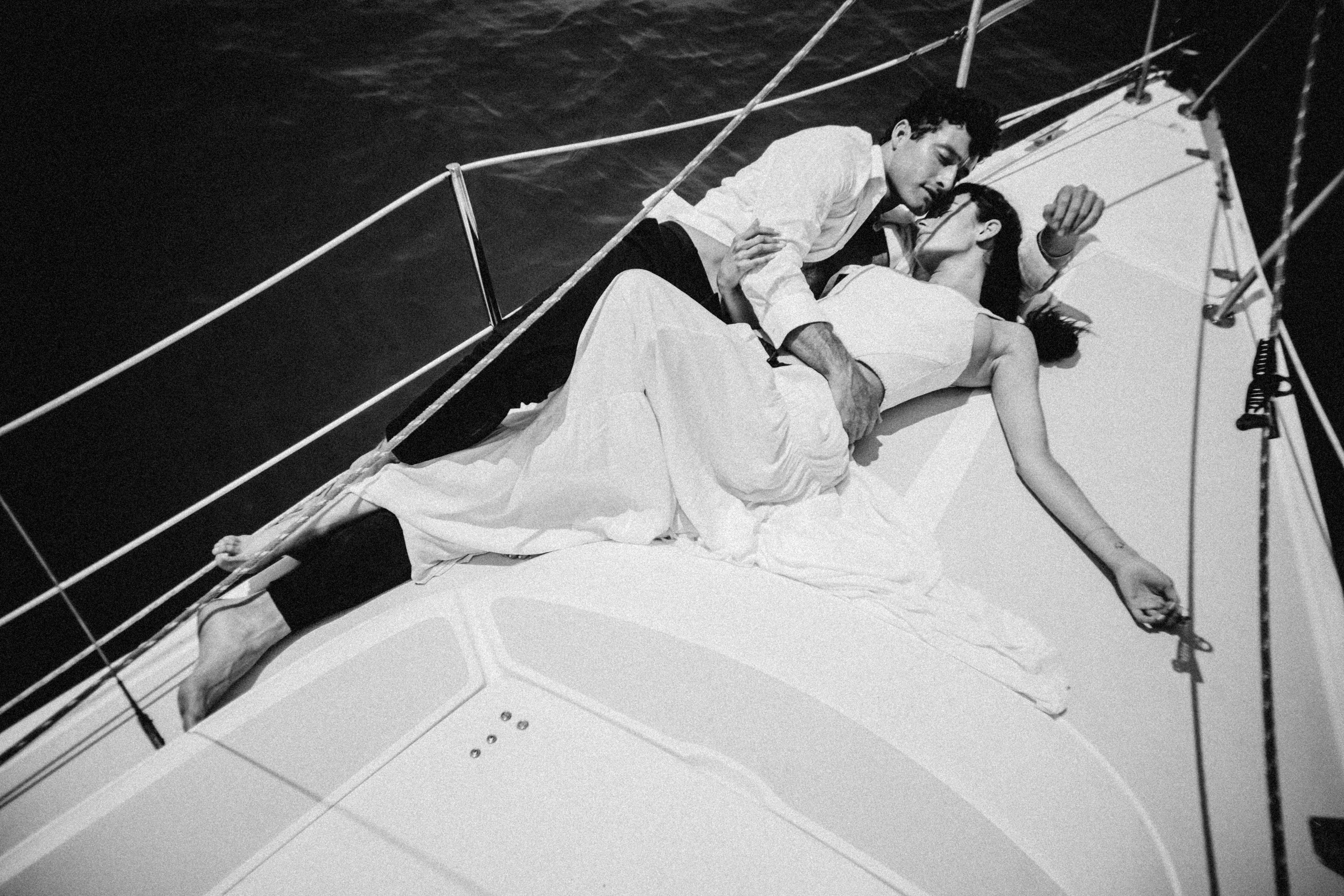 Love on the boat. Main