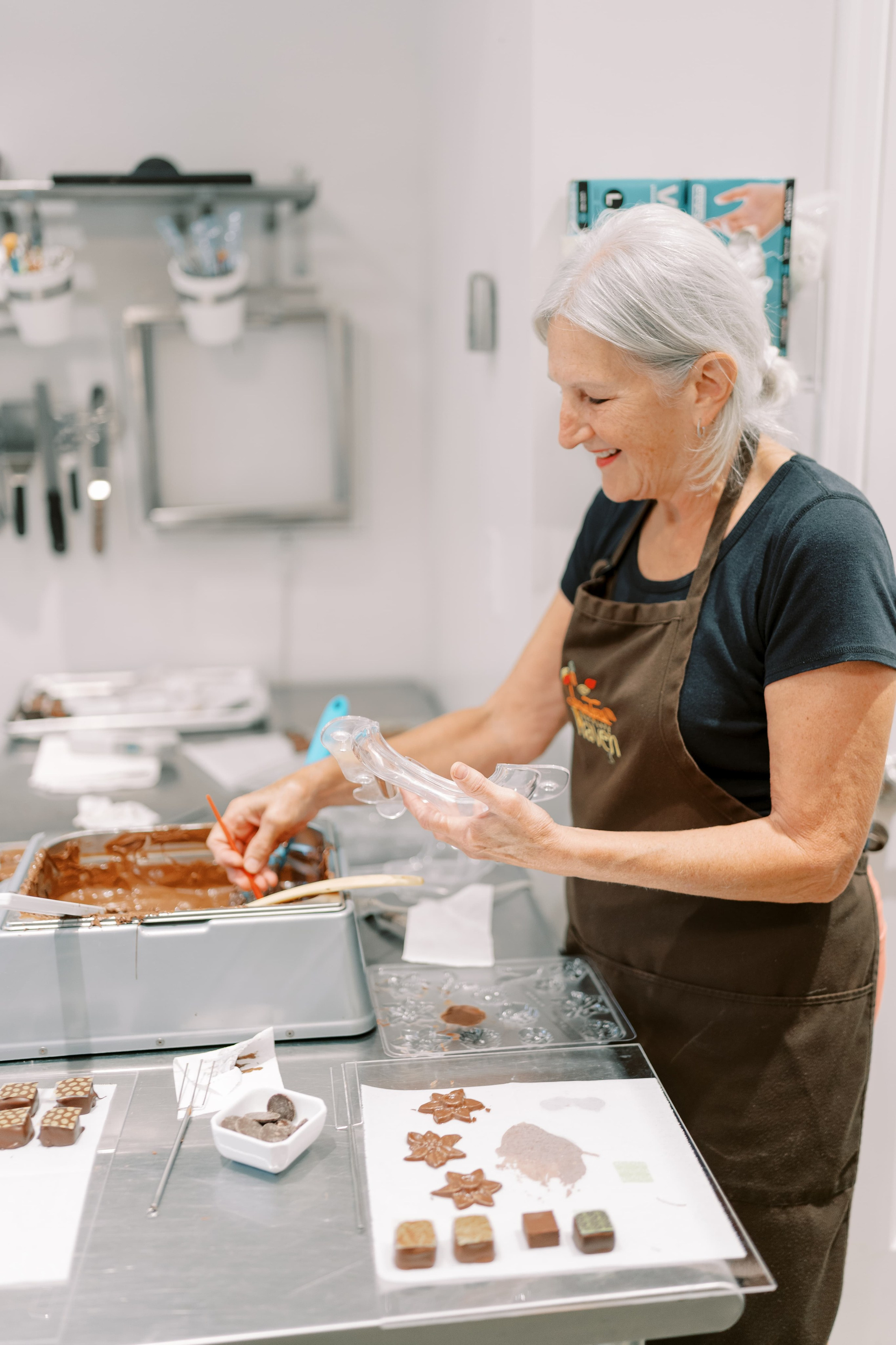 Event: Chocolate-Making Workshop. EVAN ARISTOV WEDDING PHOTOGRAPHY — Seattle Wedding Photographer