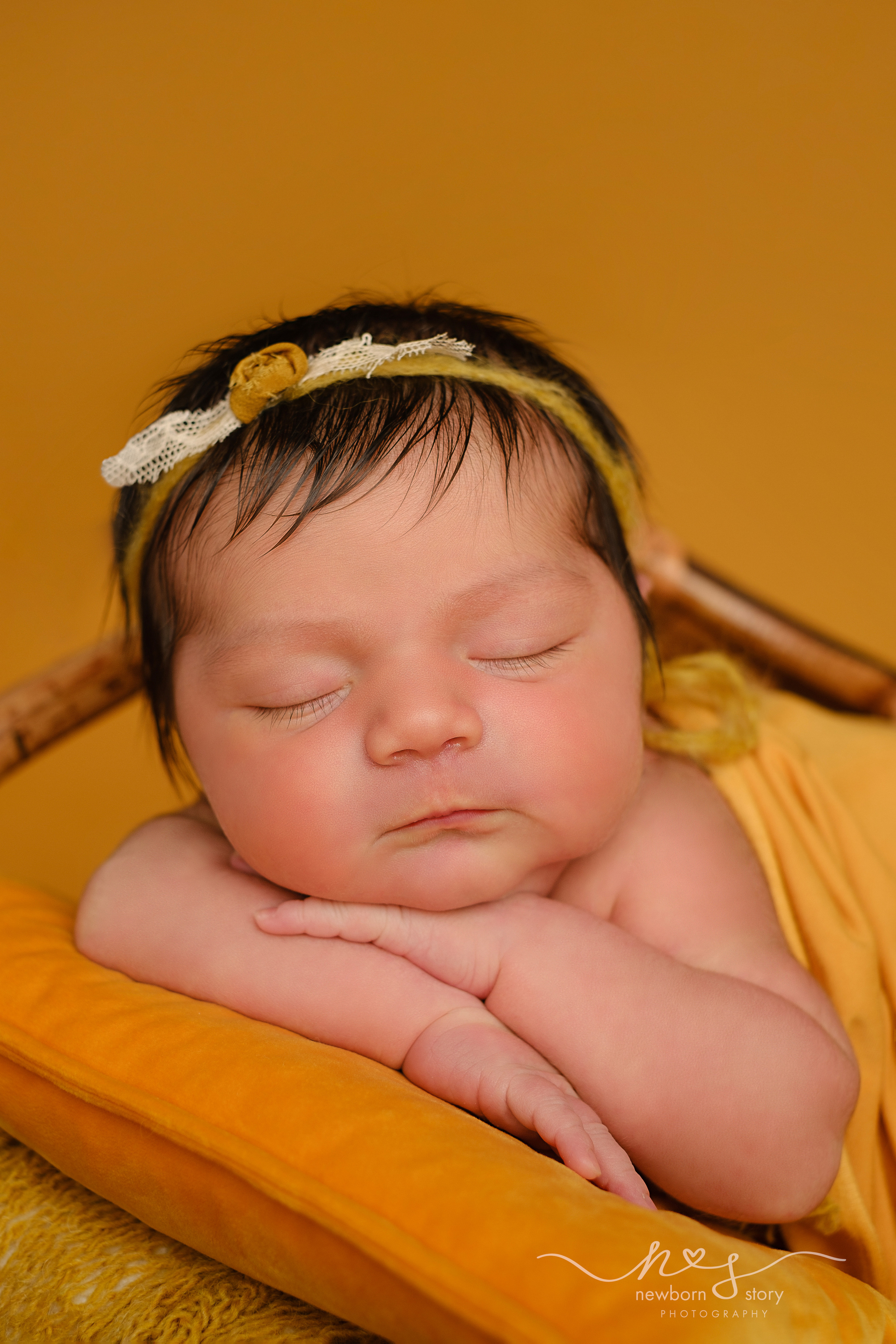 NEWBORN PHOTOGRAPHY. Newborn, Sitter and Cake Smash Photographer in Doha, Qatar