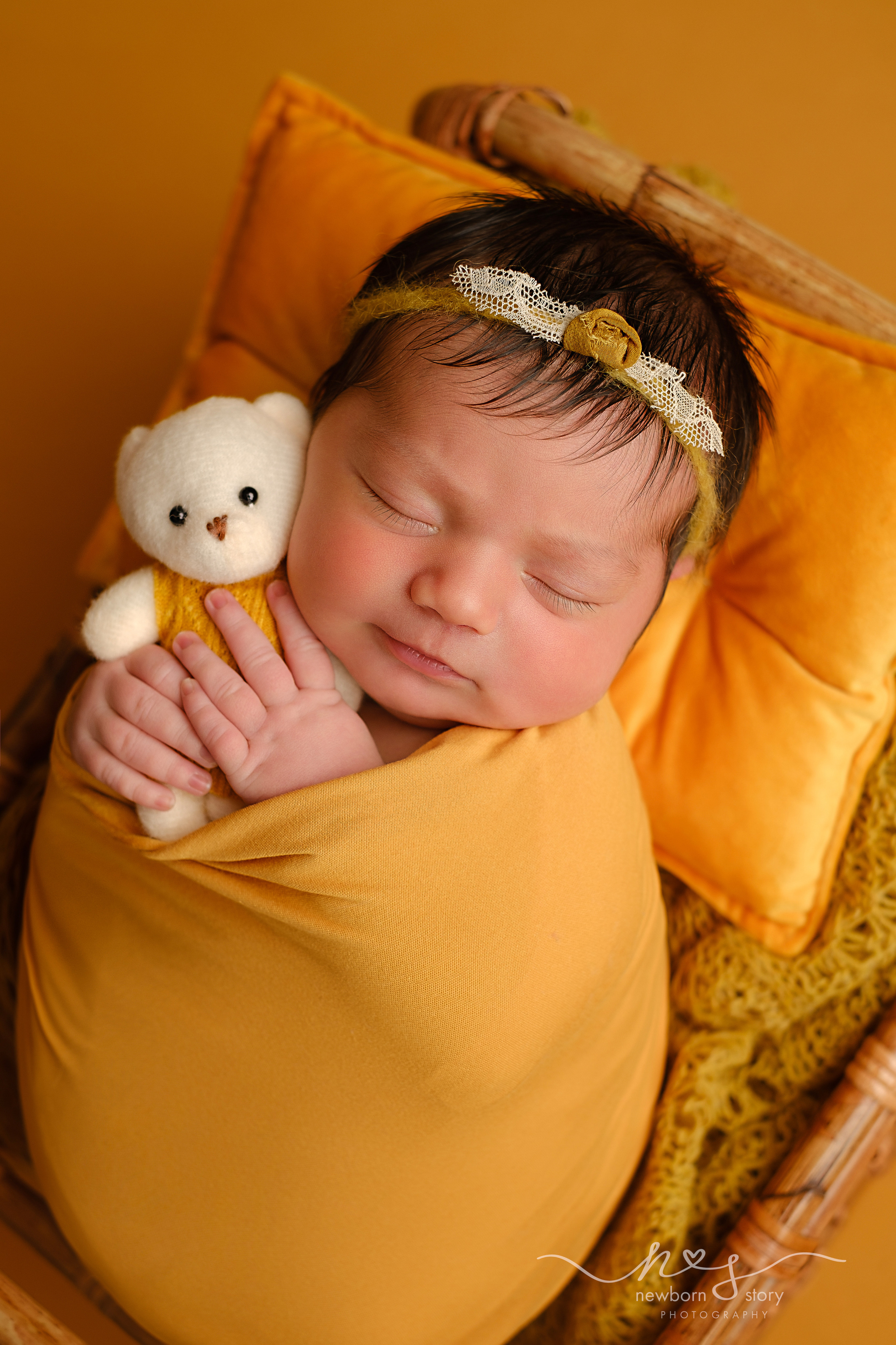 NEWBORN PHOTOGRAPHY. Newborn, Sitter and Cake Smash Photographer in Doha, Qatar