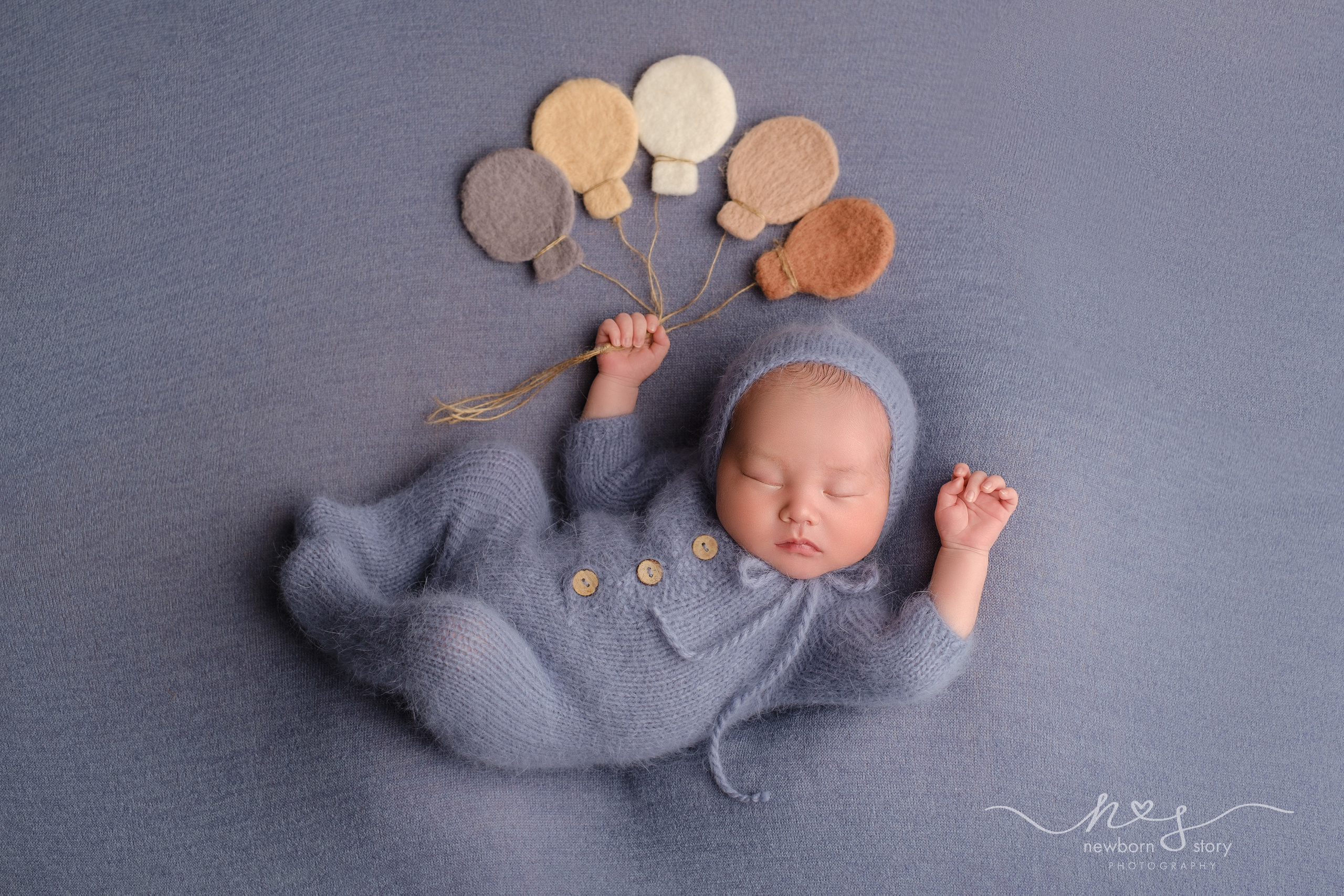 NEWBORN PHOTOGRAPHY. Newborn, Sitter and Cake Smash Photographer in Doha, Qatar