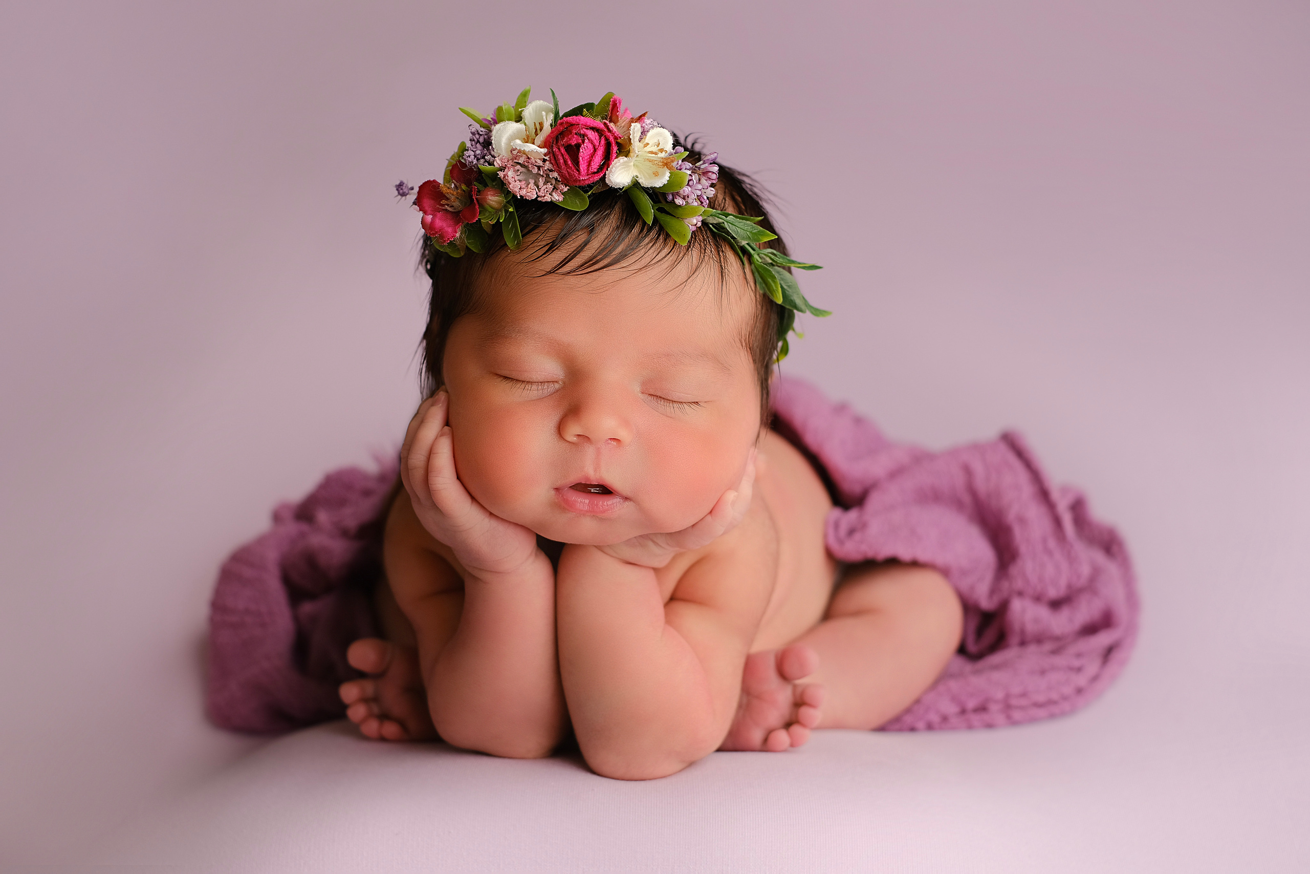 Newborn, Sitter and Cake Smash Photographer in Doha, Qatar