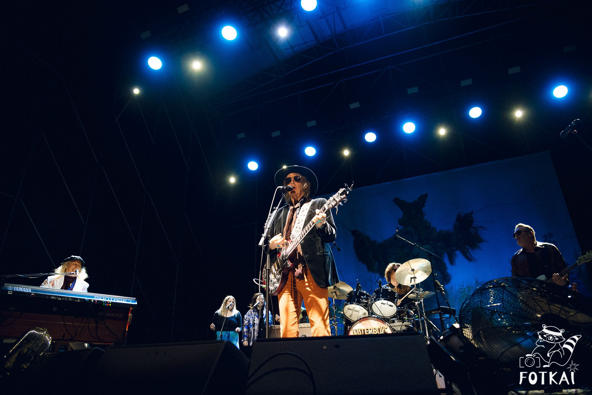 The Waterboys en Alicante 2025 — reportaje fotográfico del concierto en El Muelle Live | FOTKAI