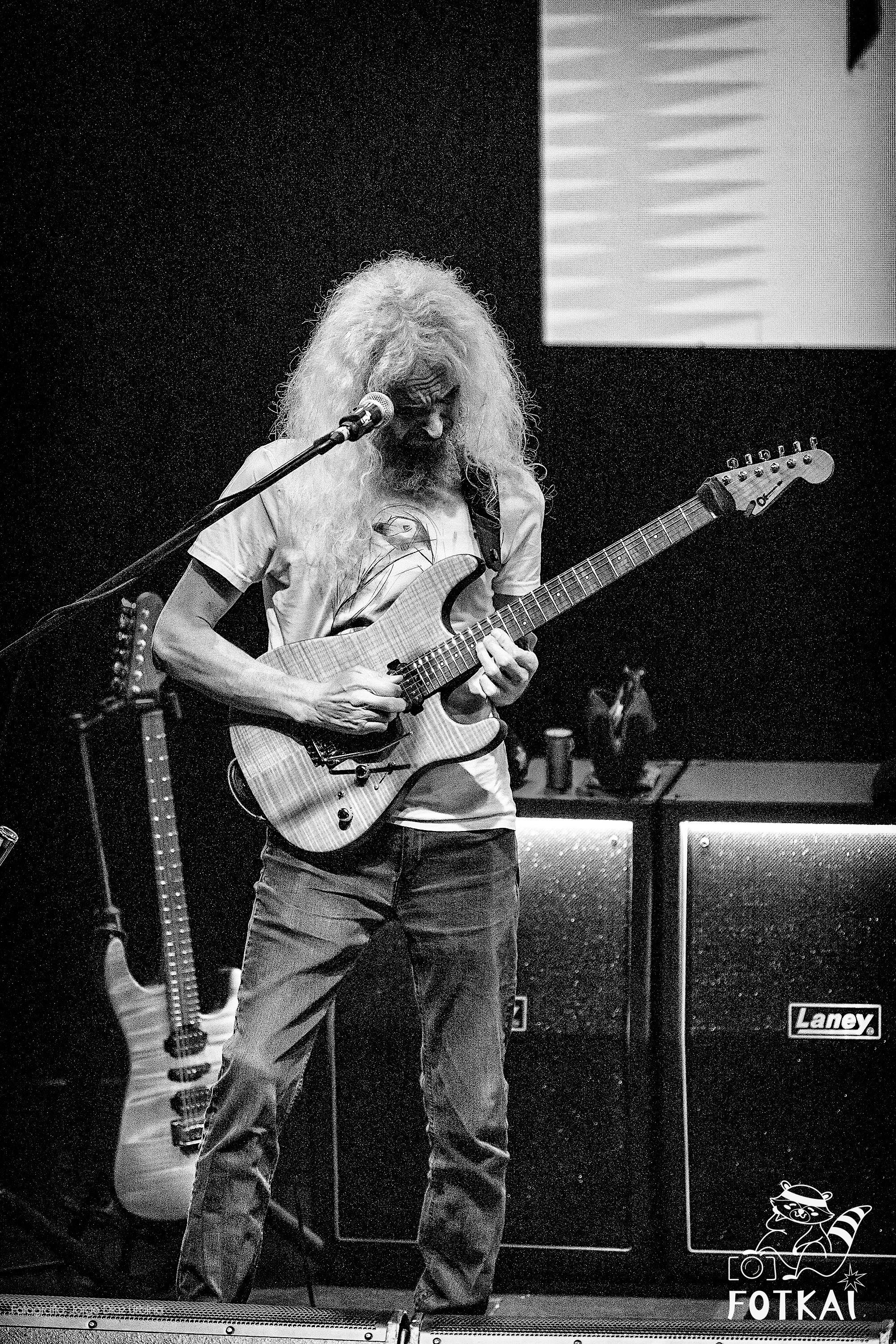 The Aristocrats — Live Concert Photos at Es Gremi, Palma de Mallorca, 2026 | FOTKAI