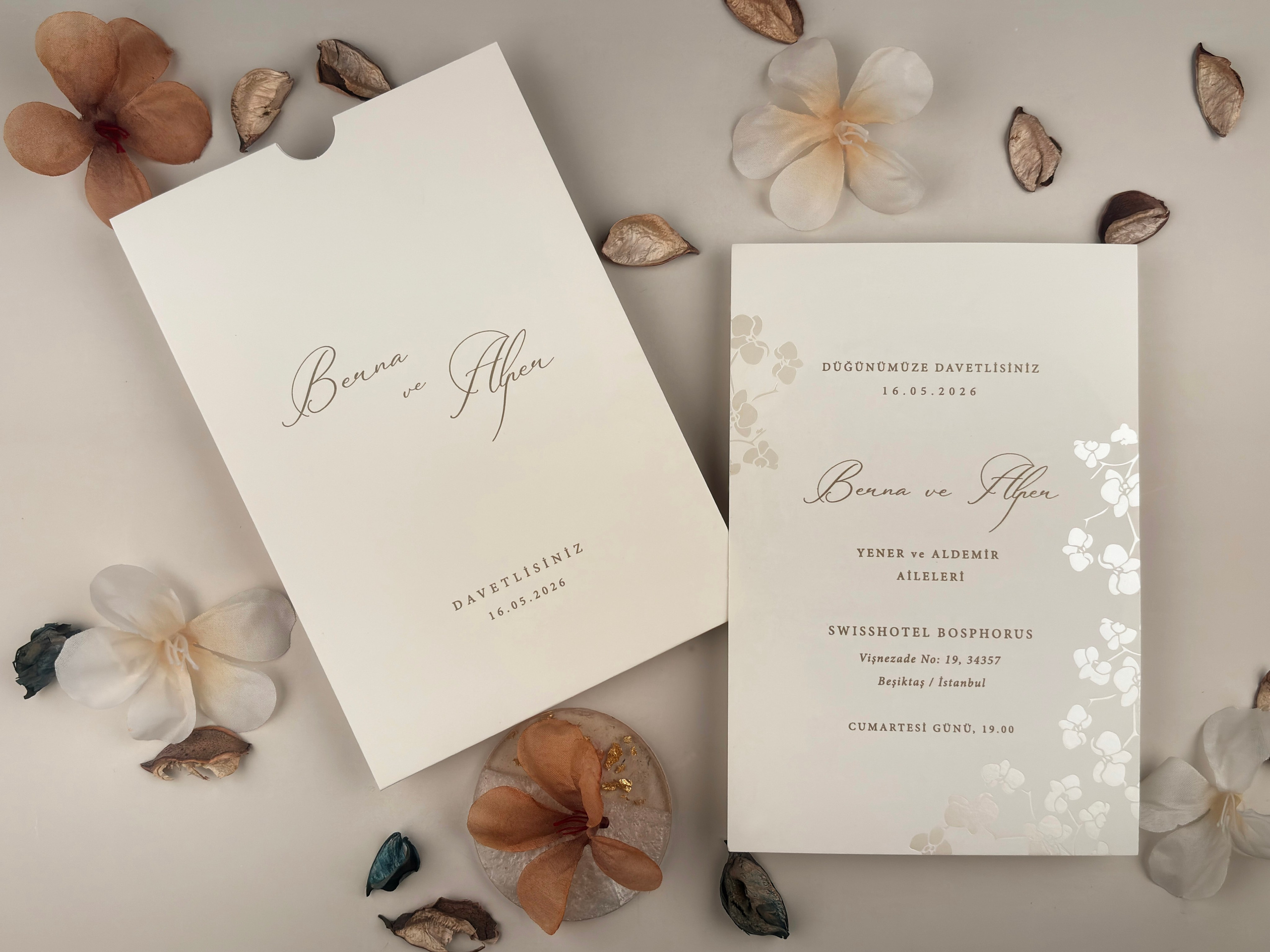 Invitații Elegante și Refined: Catalogul Ellite | Nunta, Petreceri, Evenimente Corporate.- invitații nuntă  - modele invitații nuntă  - invitații nuntă 2025  - invitații de nuntă elegante  - invitații de nuntă personalizate  - invitații nuntă online  - invitații nuntă handmade  - catalog invitații nuntă  - invitații originale nuntă  - invitații de nuntă moderne  - invitații nuntă vintage  - invitații nuntă rustice  - invitații nuntă clasice  - design invitații nuntă  - invitații de nuntă cu tematică.- invitații nuntă florale  - invitații nuntă boho  - invitații nuntă aurii  - invitații nuntă minimaliste  - invitații nuntă cu sigiliu  - invitații nuntă cu acuarelă  - invitații nuntă cu fotografie  - invitații nuntă cu inițiale  - invitații nuntă elegante alb-negru  - invitații nuntă cu hârtie texturată  - invitații nuntă cu decupaj laser  - invitații nuntă cu flori uscate. - print invitații nuntă  - invitații nuntă personalizate cu numele mirilor  - invitații nuntă cu plic inclus  - invitații nuntă cu cartolină dublă  - invitații nuntă calitate premium  - invitații nuntă ieftine  - invitații nuntă rapide.- invitații nuntă România  - invitații nuntă București / Botoșani . Iași suceava- invitații nuntă cu livrare în țară  - invitații nuntă online România.- „Invitație de nuntă elegantă cu design floral și plic crem”  - „Model de invitație de nuntă vintage cu sigiliu de ceară”  - „Set complet invitații de nuntă personalizate cu inițialele mirilor”  - „Invitație de nuntă modernă cu design minimalist și text negru pe fundal alb”  - „Invitație de nuntă rustică pe hârtie kraft cu șnur de iută”  - „Invitație de nuntă cu decupaj laser și detalii aurii” - „Invitație de nuntă în stil boho cu imprimeu floral colorat”  - „Invitație romantică de nuntă cu flori uscate și panglică din satin”  - „Invitație de nuntă clasică cu monogramă și font caligrafic”  - „Invitație de nuntă în stil glamour cu folie aurie și text embosat”- „Model de invitație de nuntă 2025 cu design elegant și font modern”  - „Cele mai noi invitații de nuntă 2025 – stil floral, sofisticat”