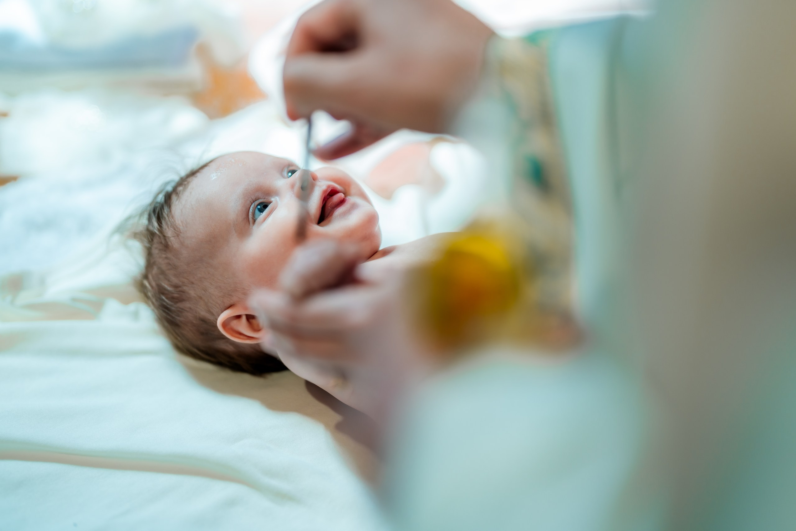 fotograf botez Miruna Parascheva, fotografie botez Botoșani, fotograf Alin Chirilă, amintiri botez, fotografii botez, botez Miruna Parascheva, fotograf copii, fotografie botez în Botoșani-alt="botez Miruna Parascheva, fotografie botez Alin Chirilă, amintiri botez, fotografii emoționante botez Botoșani"-- fotografii-botez-bebelus- amintiri-botez-micuț- moment-sfânt-crestinare- fotografie-emotionanta-botez- detalii-botez-bebelusi- parinti-fericiti-la-botez- fotograf-botez-profesionist- botez-in-biserica-ortodoxa- micuț-botezat-cu-emoție- zâmbete-și-lacrimi-la-botez- bebeluș-la-cristelniță- decor-botez-colorat- botez-cu-dragoste-și-credință- emotie-pura-la-botez- fotograf-botez-botosani- botez-iasi-suceava-fotograf- amintiri-nepretuite-botez