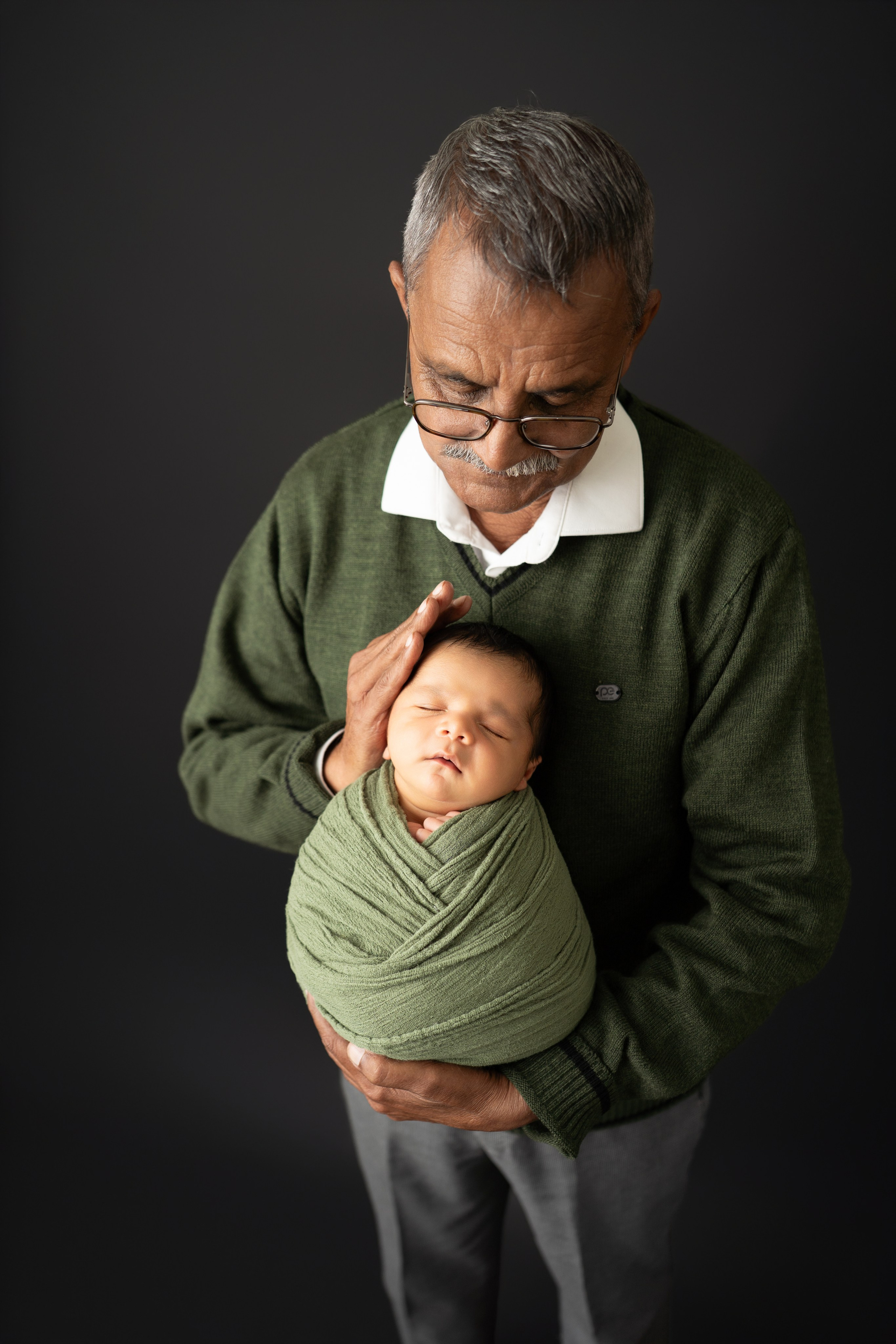 Newborn+Family. Maternity, family and newborn photography in San Francisco Bay Area