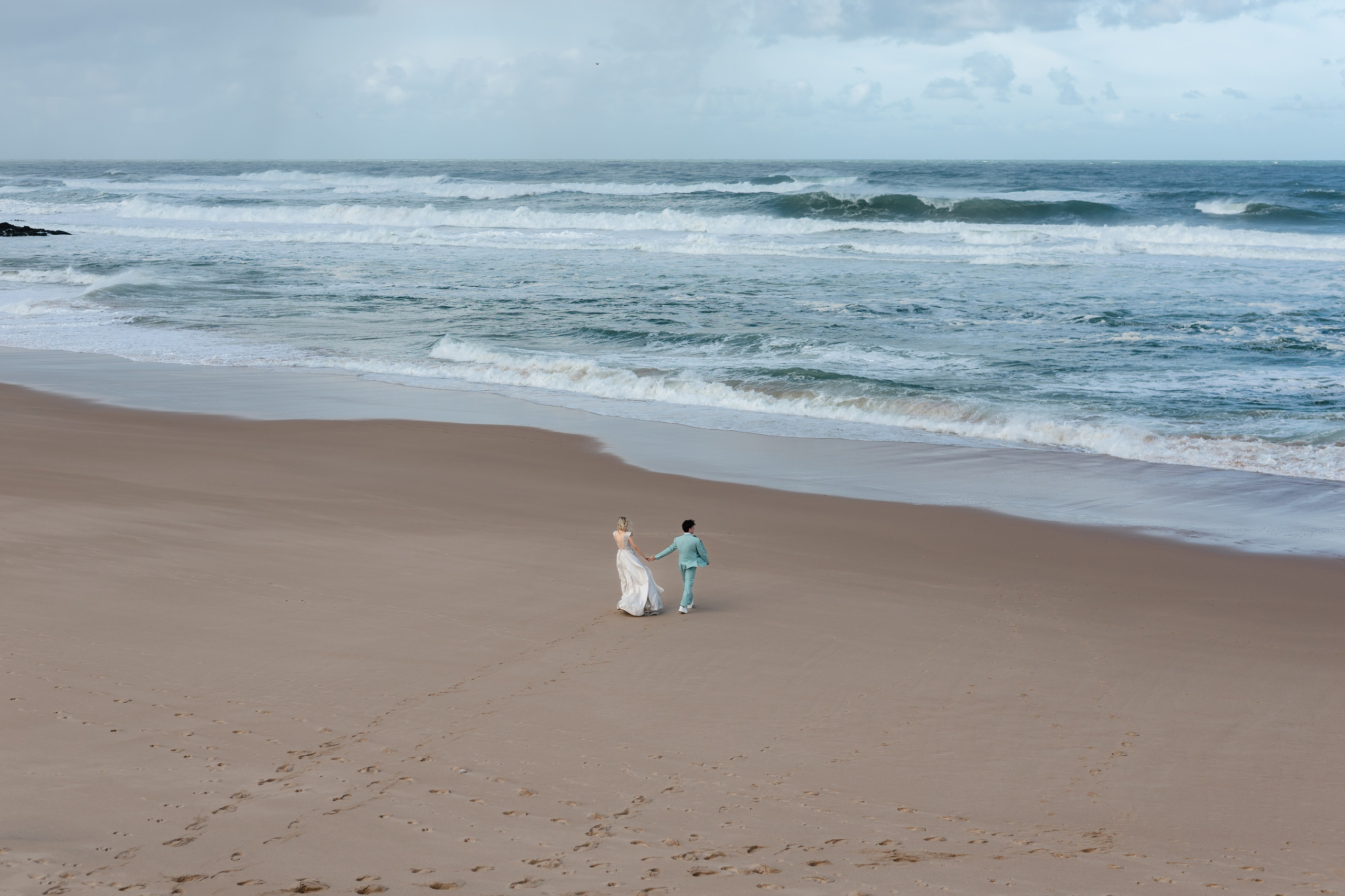 Vivien & Razvan. Main