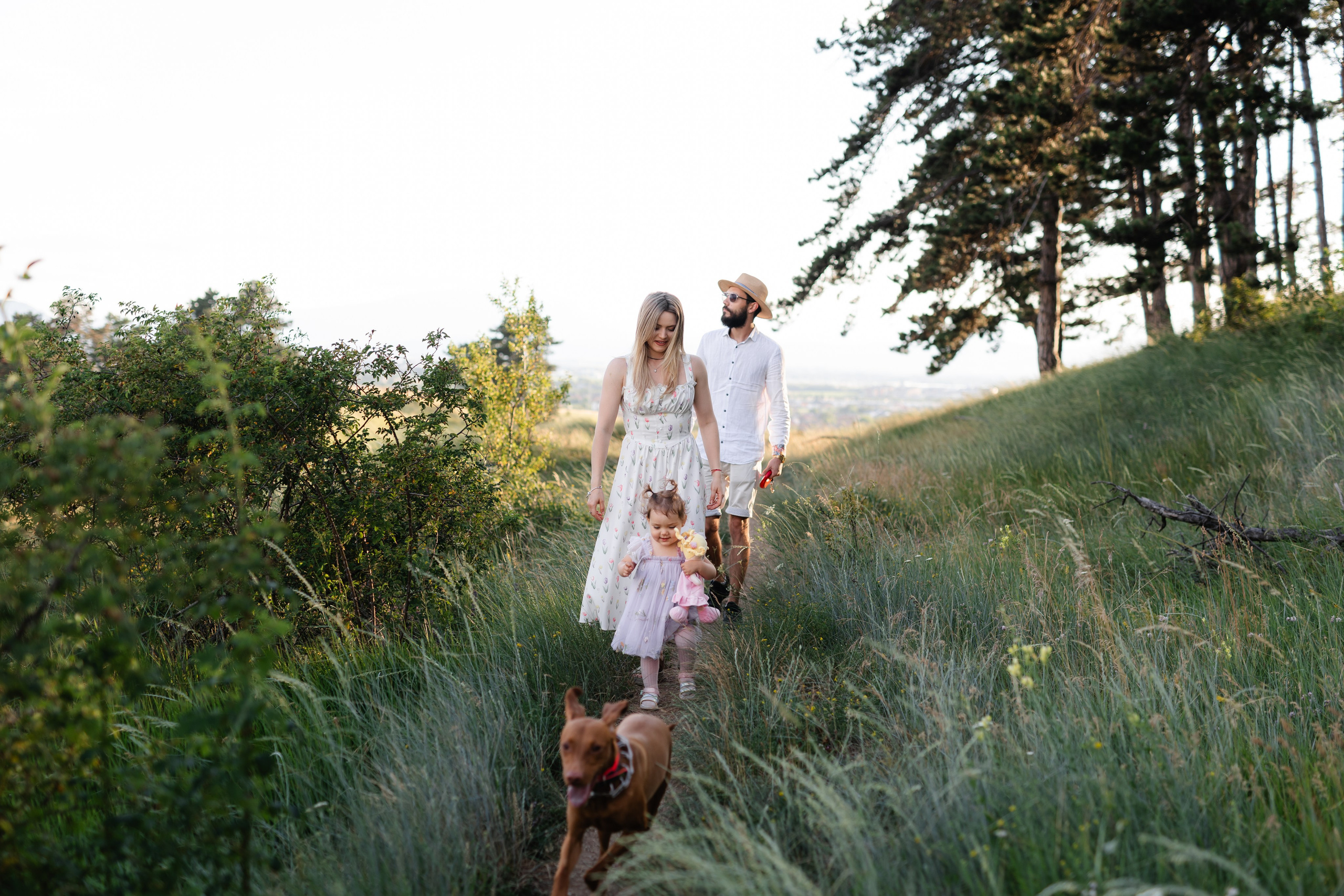 Nico, Luci & Ilaria — Family. Main