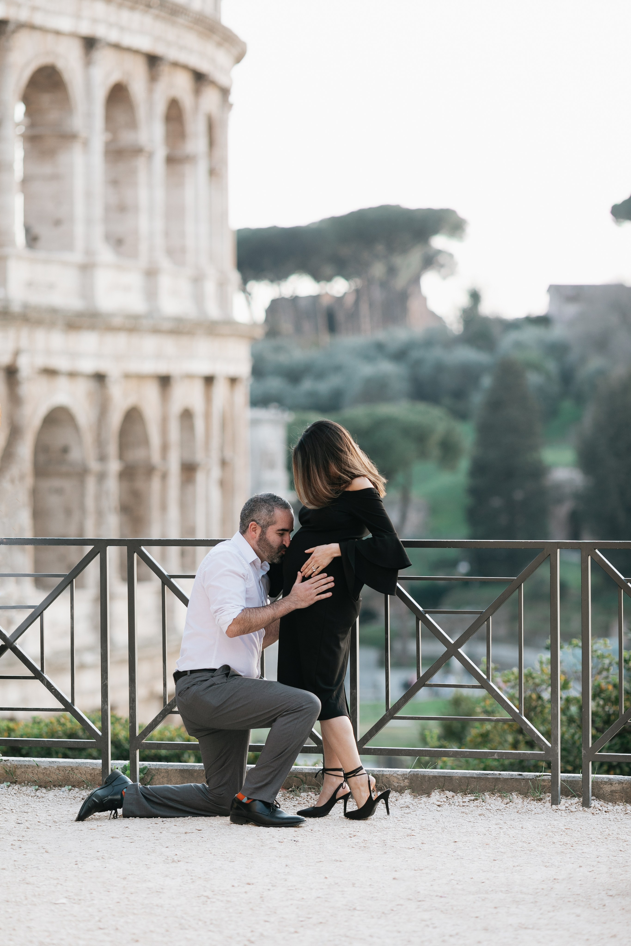 Maternity Photoshoot. Photographer in Rome