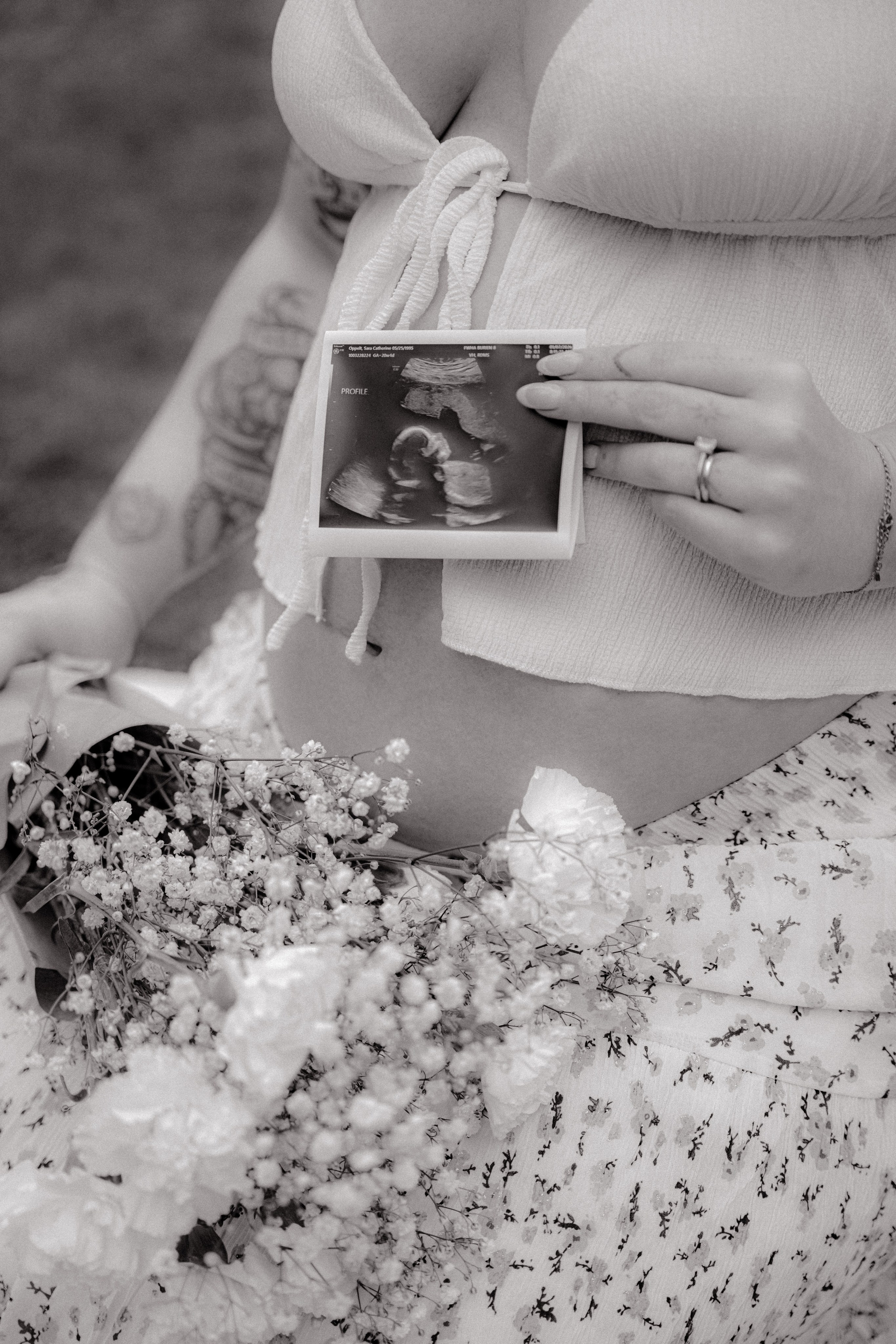 Sara maternity. Photographer in Washington Sophia D