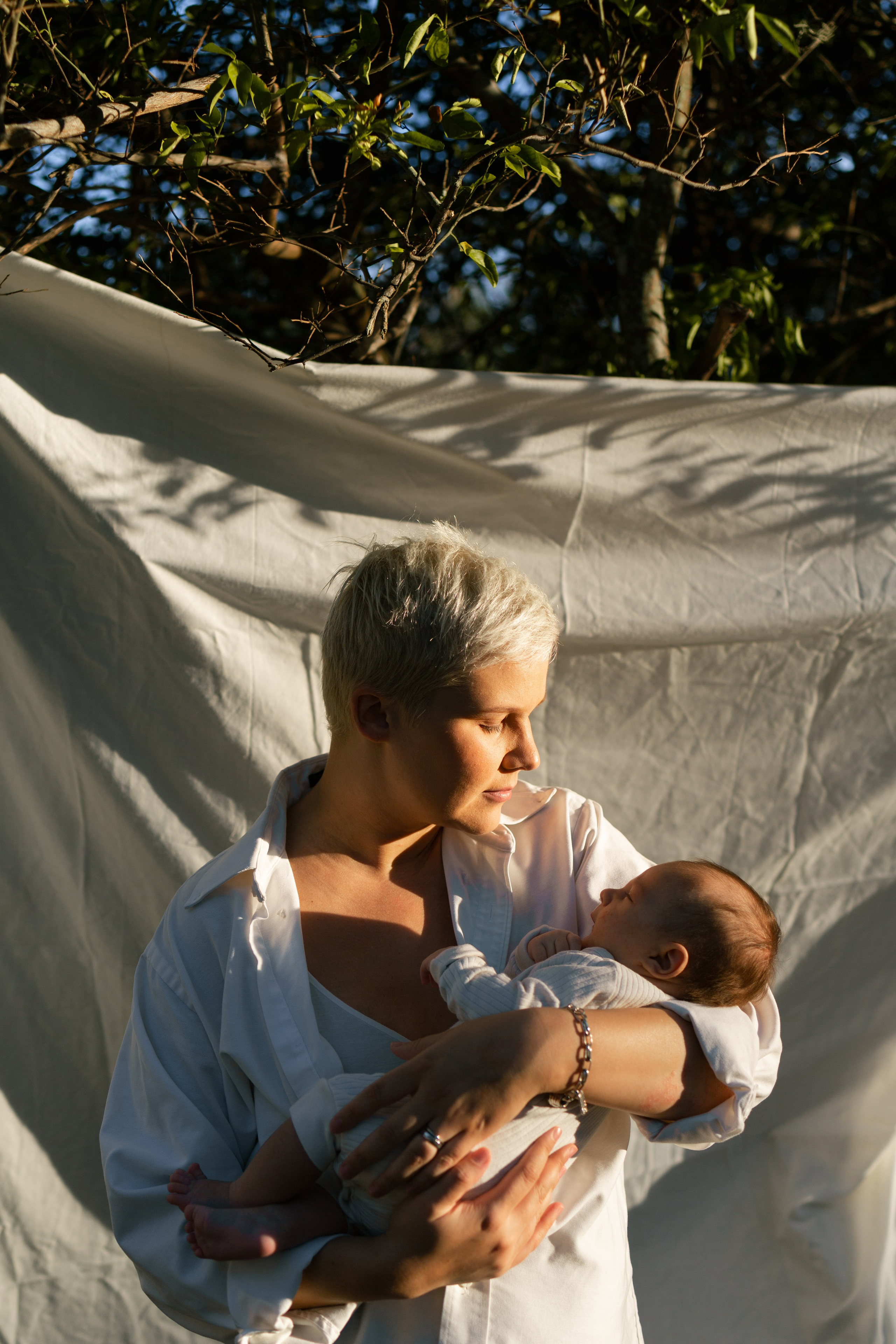 Asya & son. Photographer Vladmir Gladkov