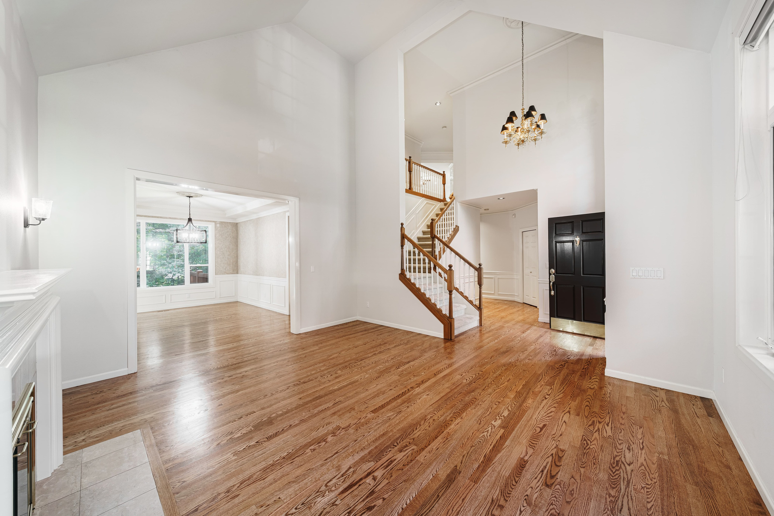 Real Estate photography. Washington state. EVAN ARISTOV WEDDING PHOTOGRAPHY — Seattle Wedding Photographer