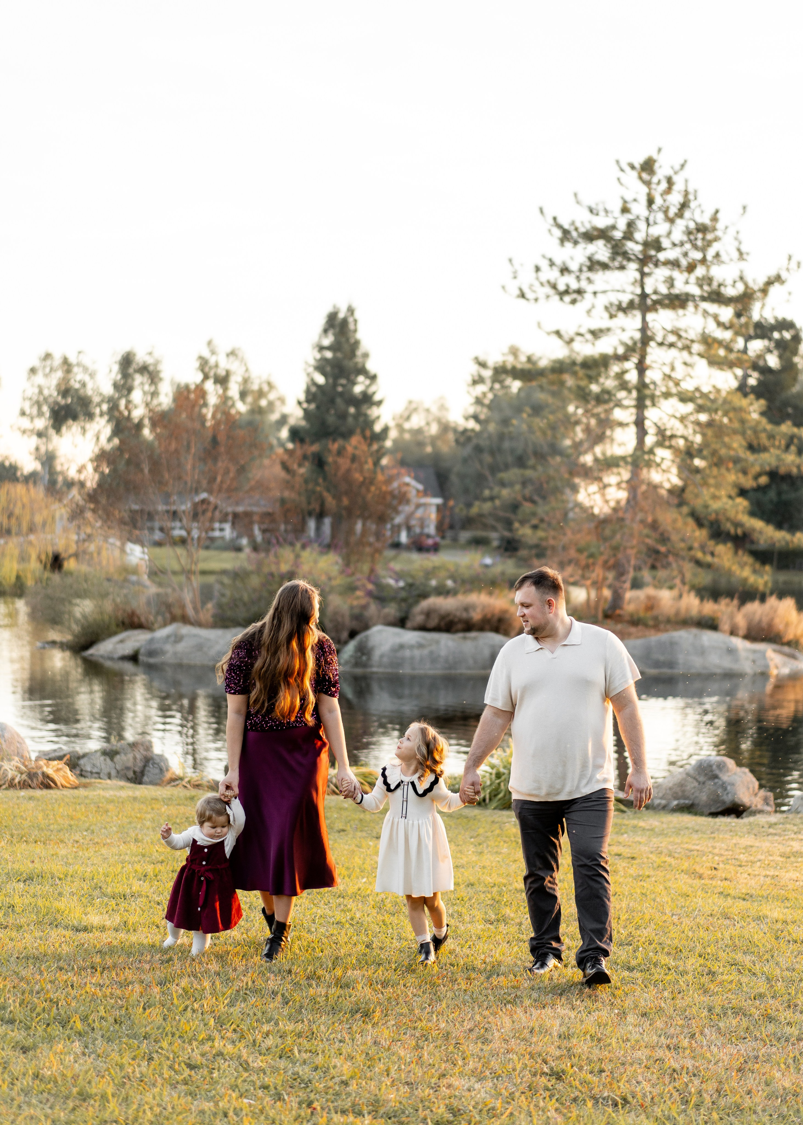 Klyushin family. Family photographer in Sacramento | Sofia Pavenko