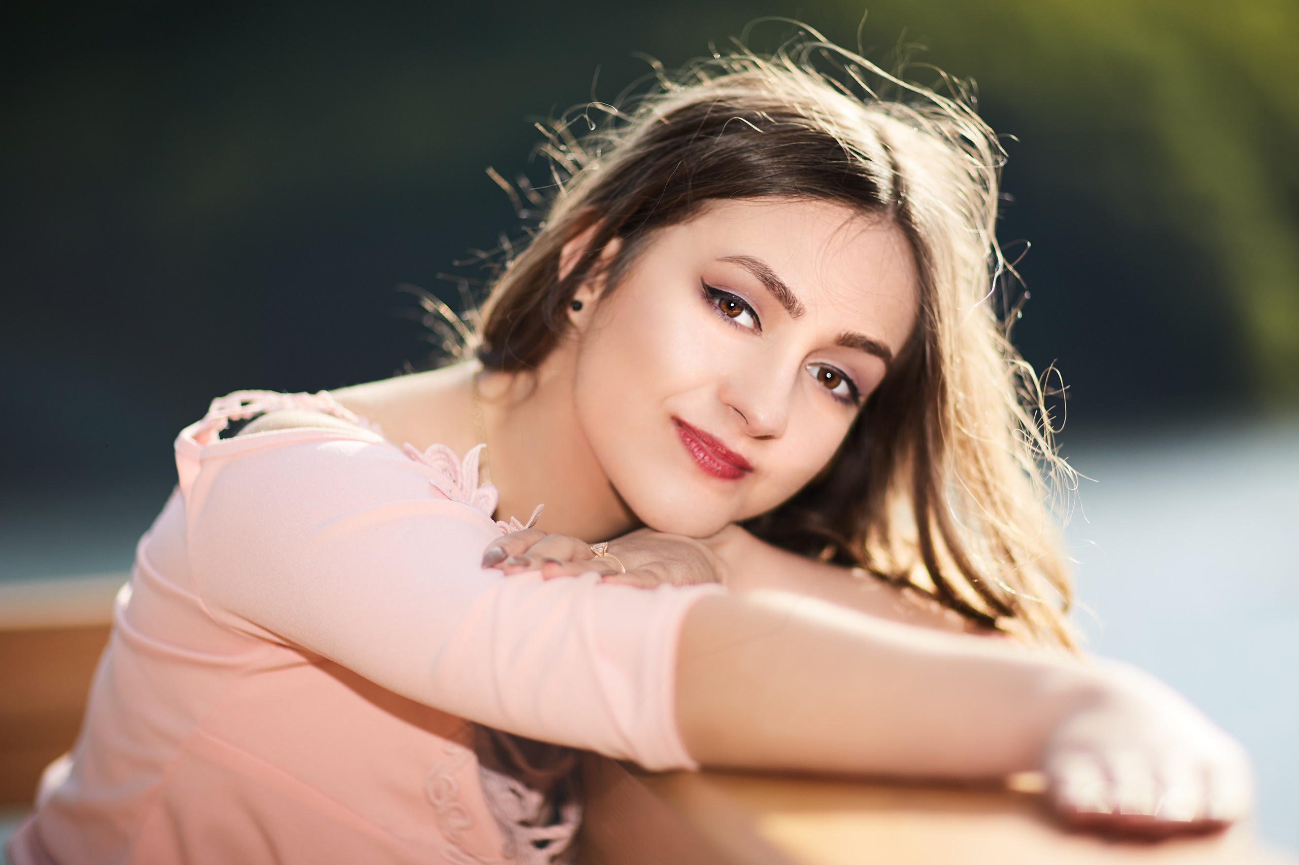 Portrete diverse — 2. Pagina principală