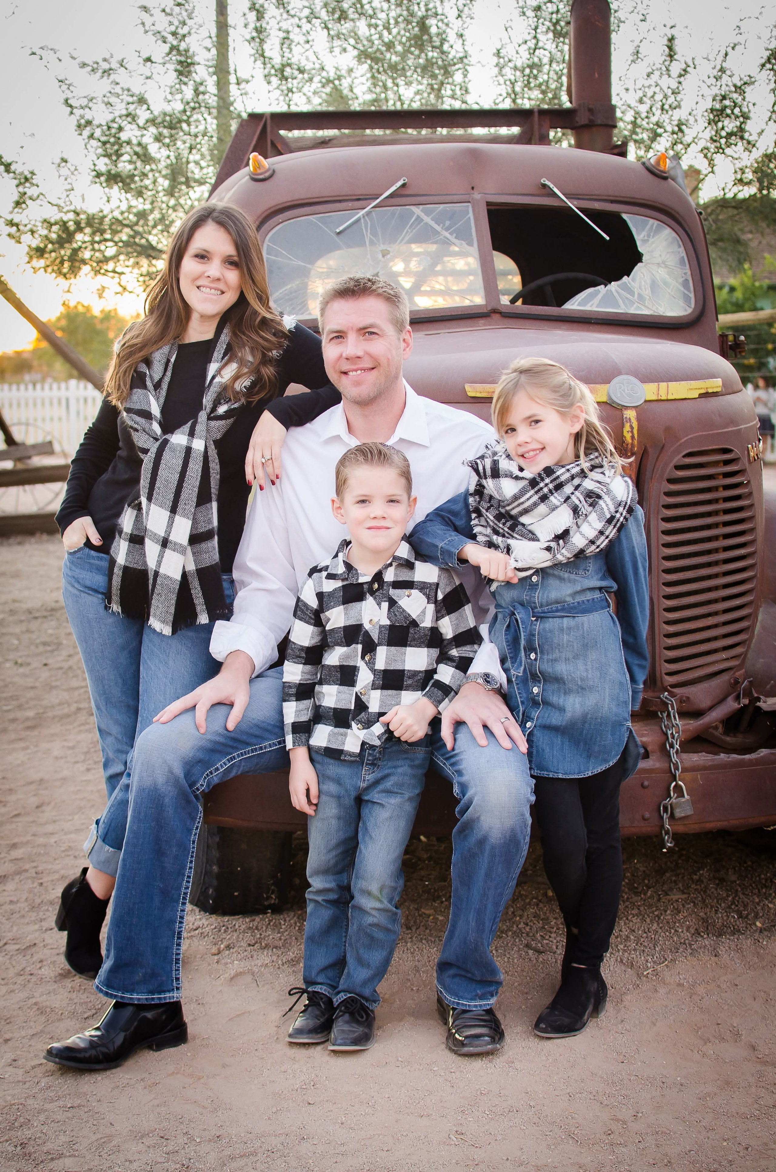 Family Photography. Hidden Desert Photography