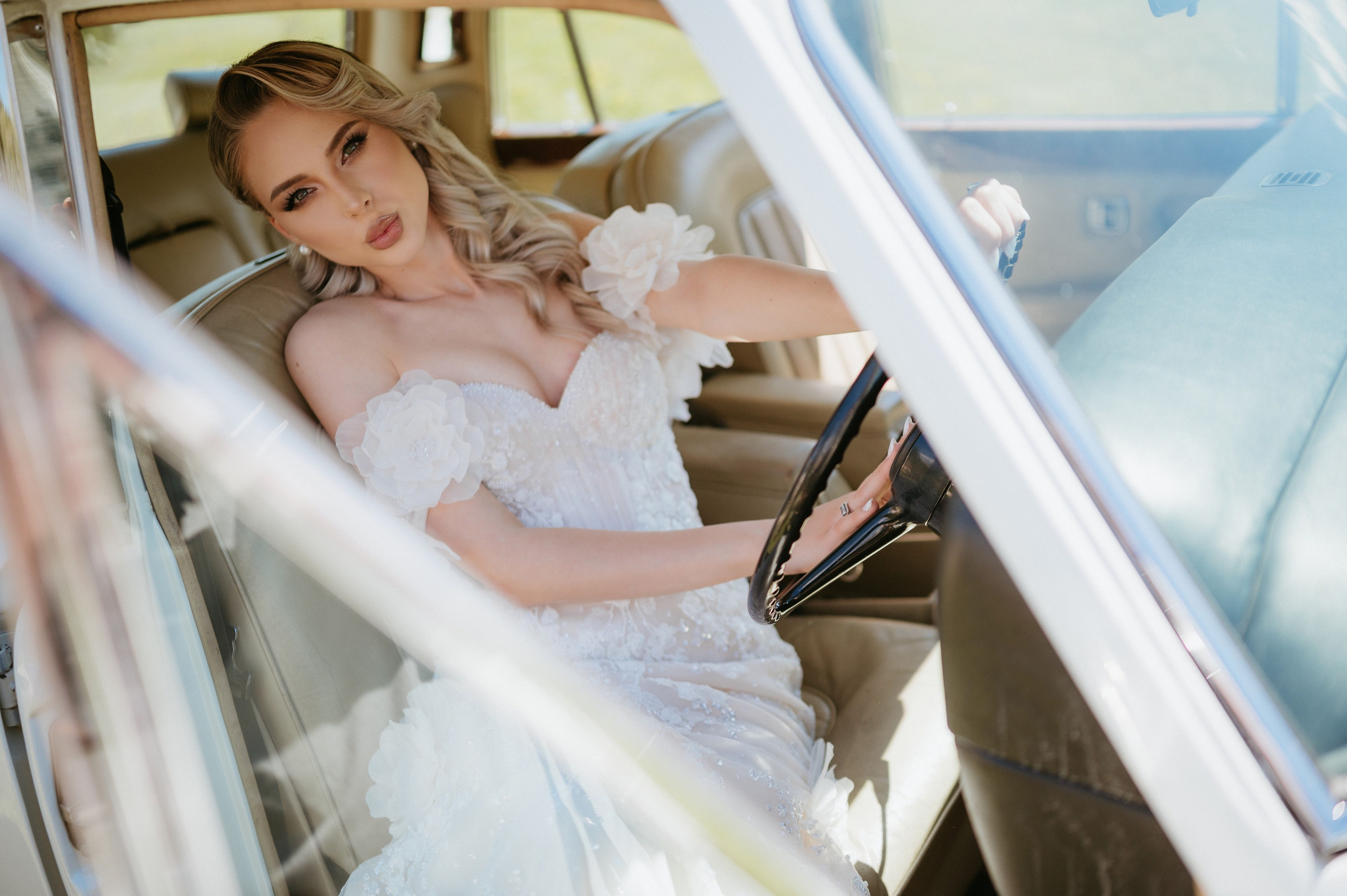Cristina – Ședință foto bridal editorial | Valentin Melen. Valentin Melen - fotograf de nunta 🤍