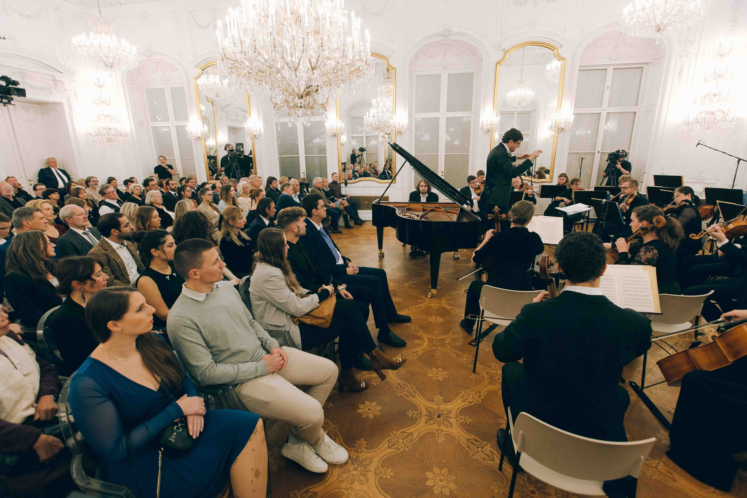 ANDRÁSSY UNIVERSITÄT (BUDAPEST). Wedding&Event photographer Ismail Rzayev in Baku