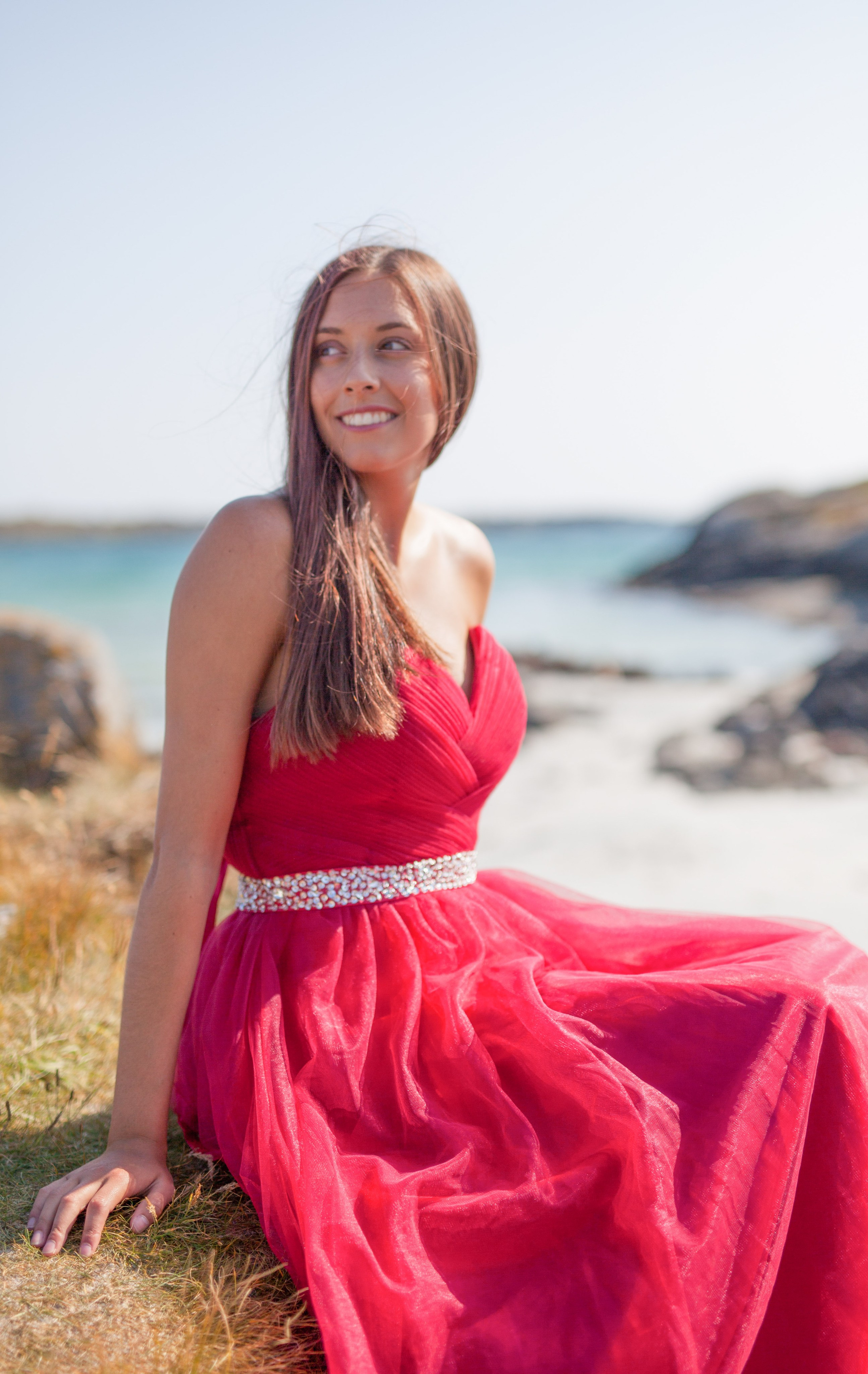 Norwegian coast. Family and real state photographer in Haugesund Dina Vikra