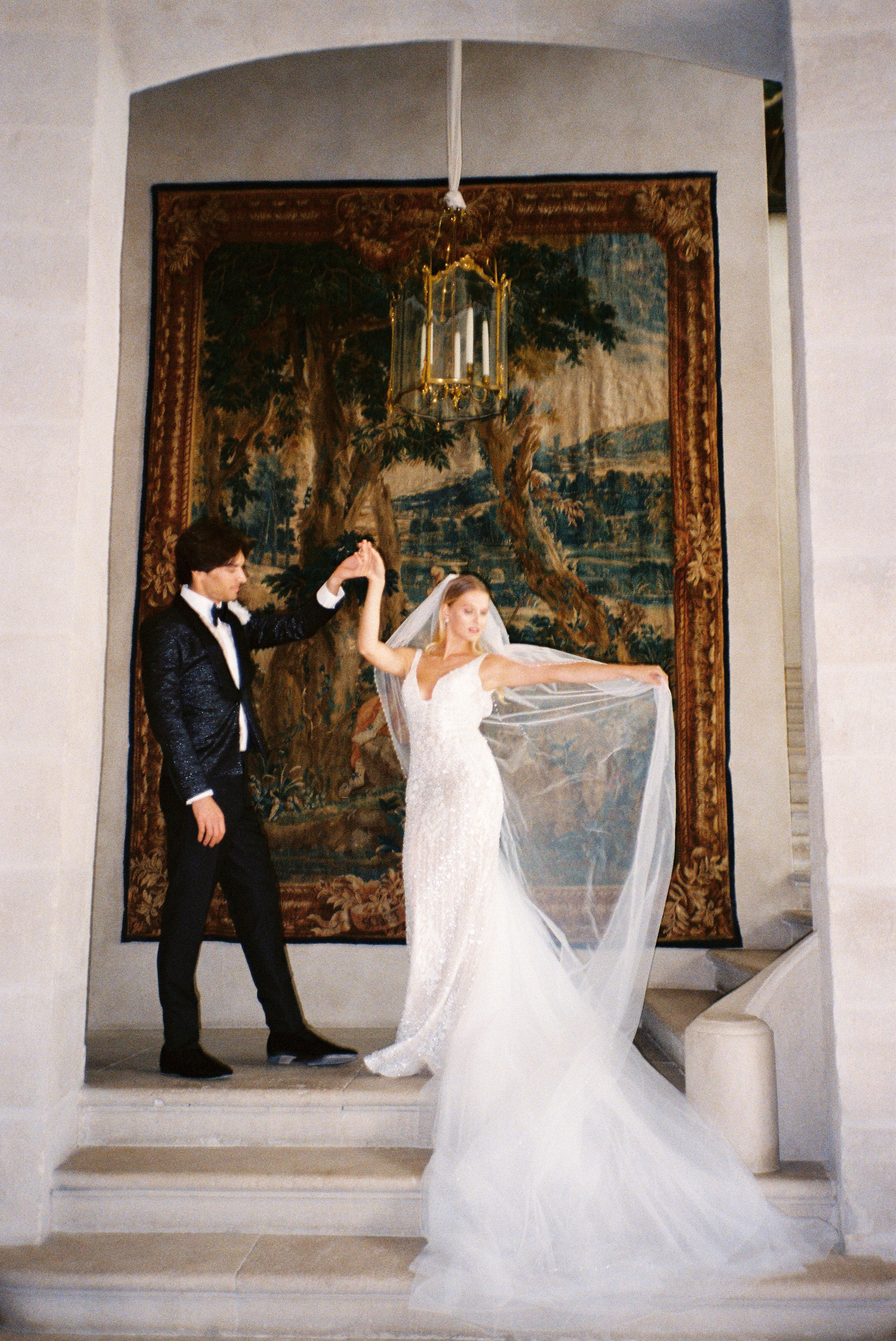 A luxury wedding at Chateau de Villette, just 40 minutes from Paris, captured entirely on film photography