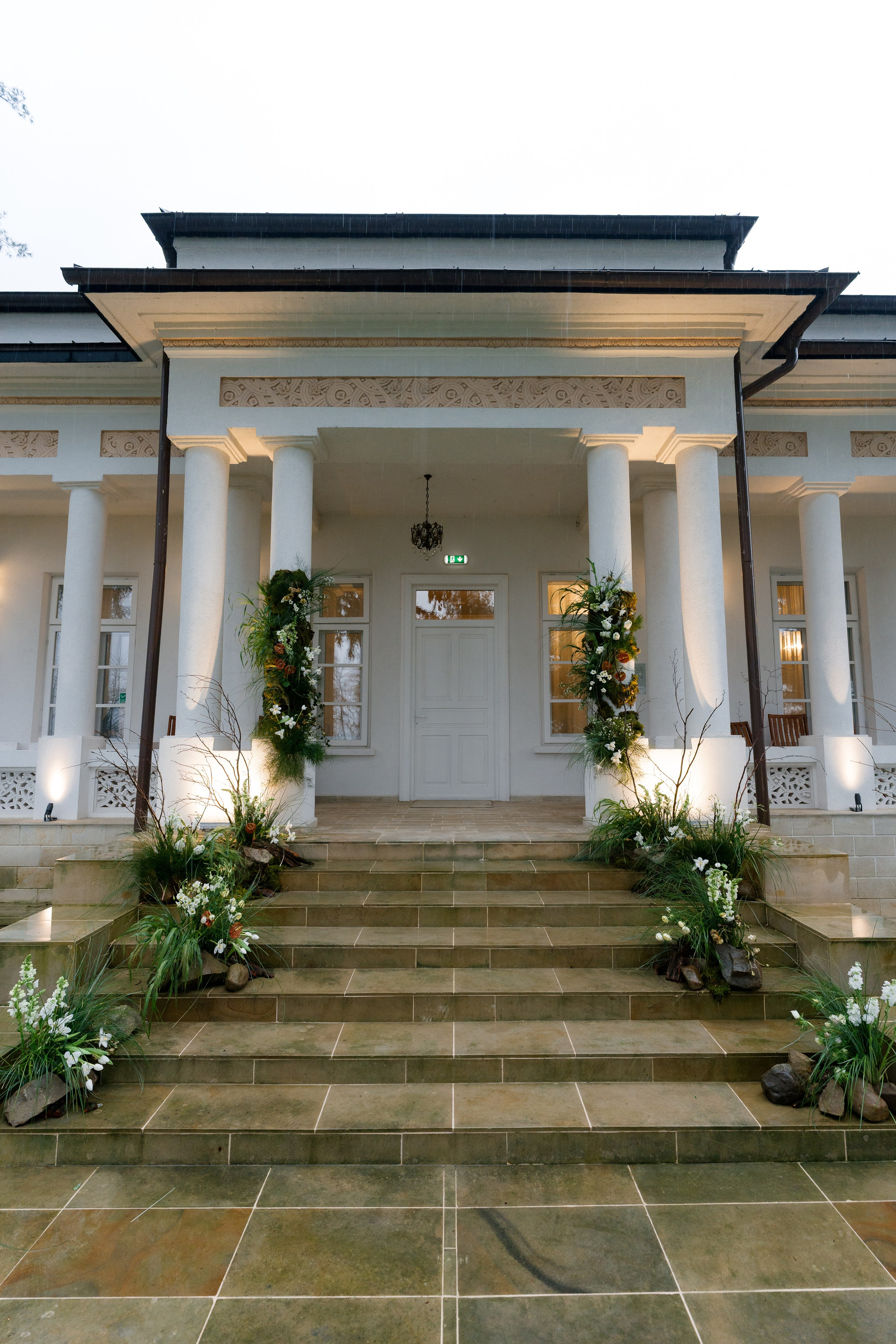 Julia & Andrew. Destination Wedding Photographer Alex Pasarelu