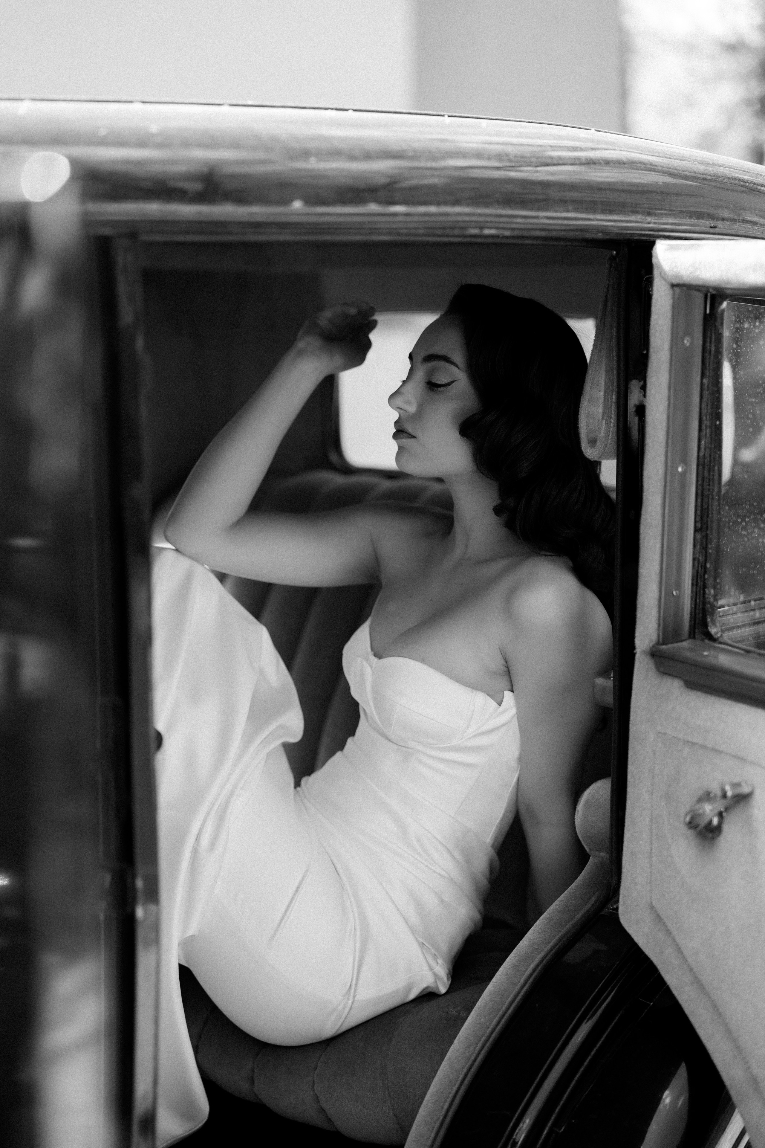 Claudia & Michail. Destination Wedding Photographer Alex Pasarelu