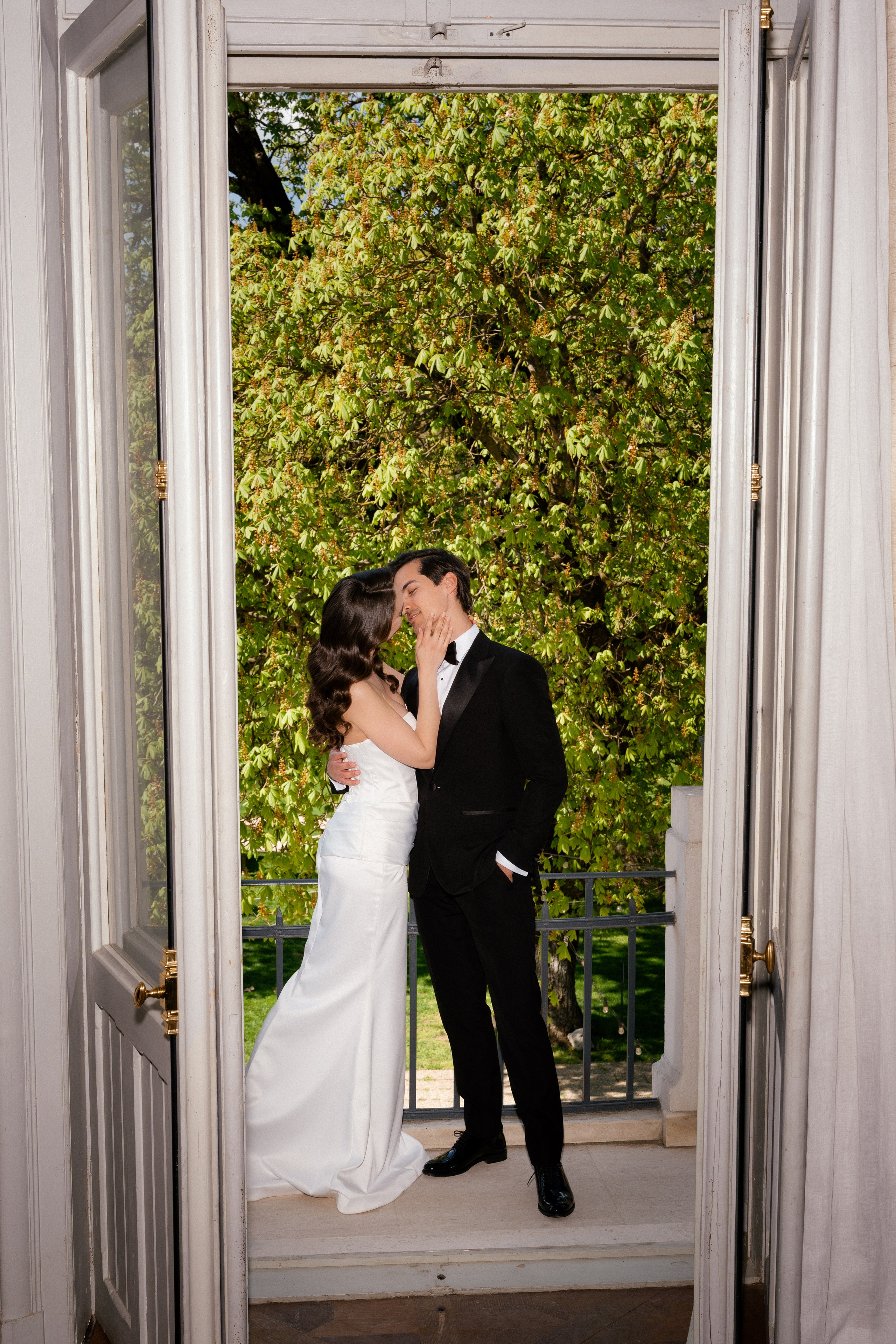 Claudia & Michail. Destination Wedding Photographer Alex Pasarelu