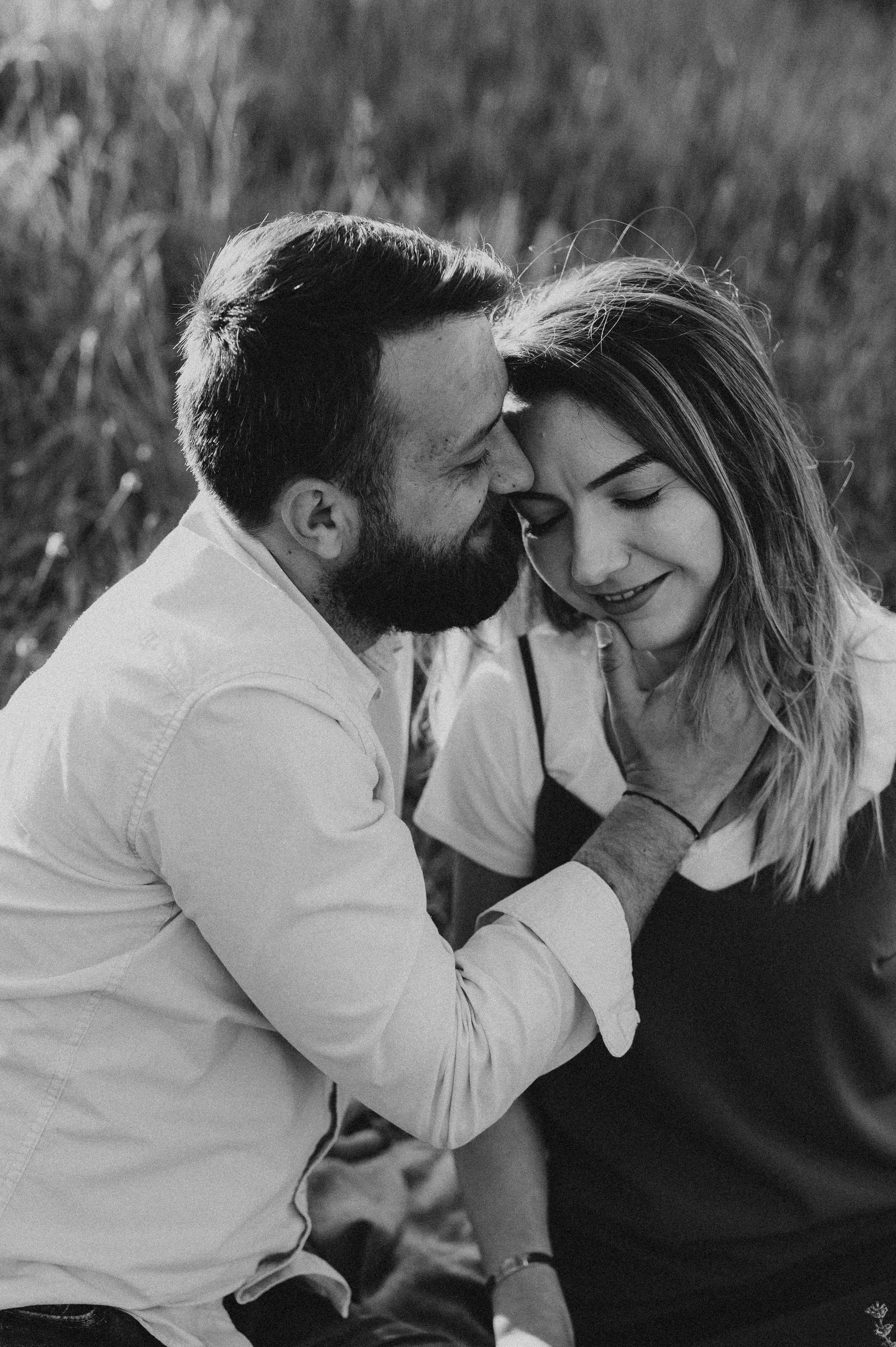 Save the date , sedinta foto la picnic, sedinta foto in natura. Proud Vision Weddings | Wedding Photography & Film — Servicii profesionale Foto Video Nunta Iasi