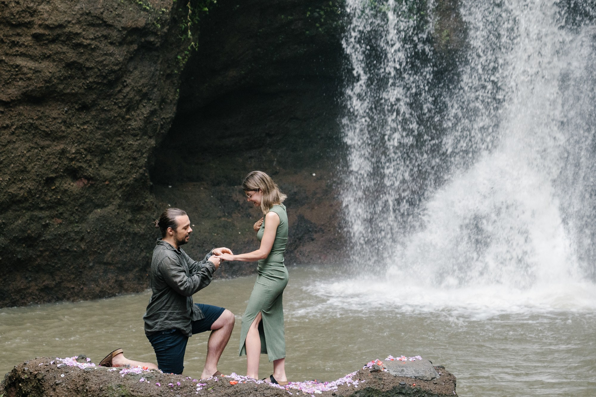 Marriage Proposal in Bali. Female Photographer in Bali