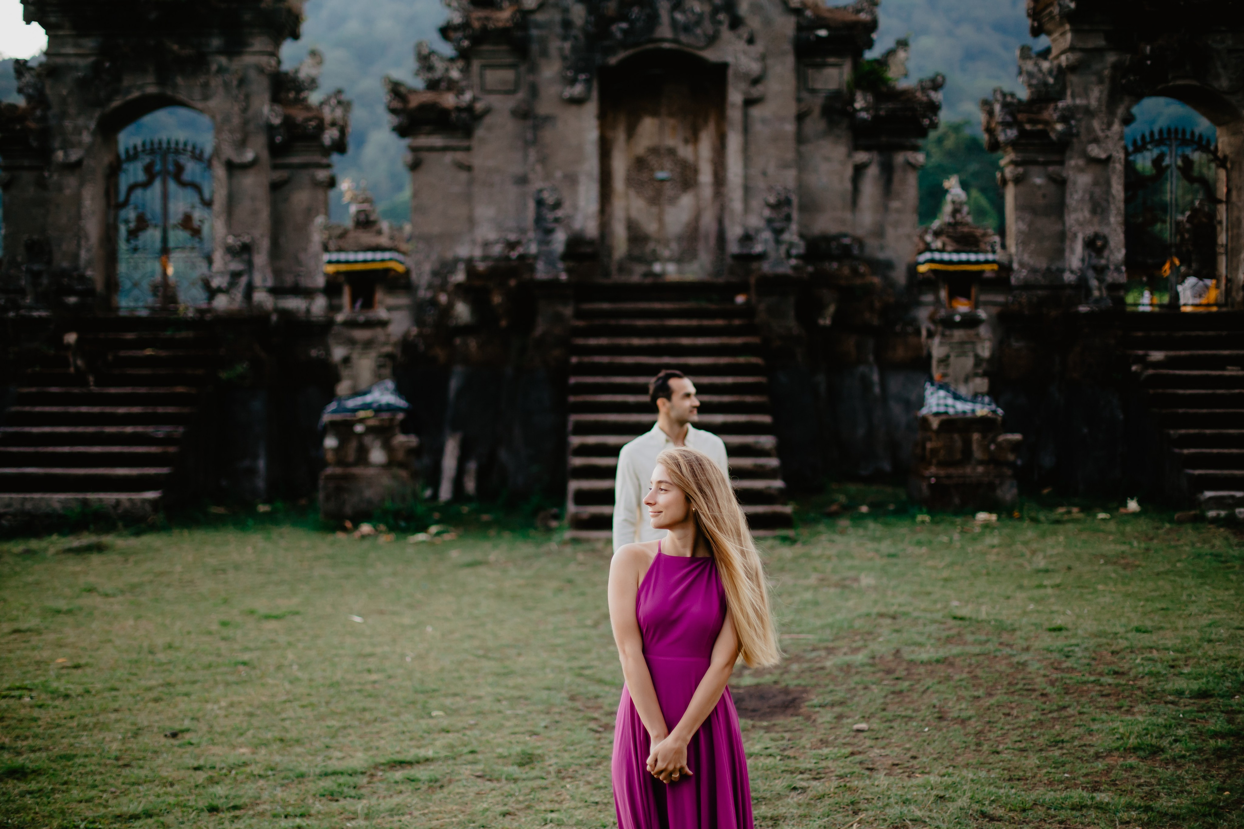 Honeymoon photo shoot in Bali. Female Photographer in Bali