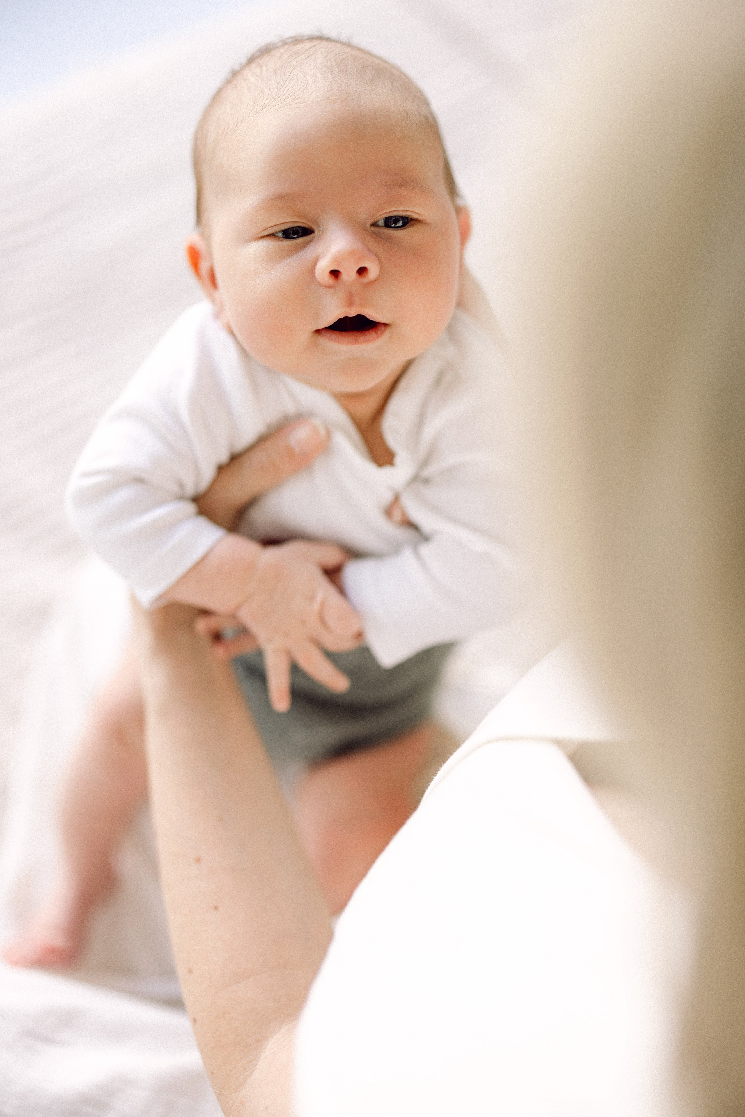 Newborn-Fotografie im Raum Zürich — mit Herz und Blick fürs Wesentliche. Wedding and Family Photographer Switzerland and Italy. Valeria Diaz