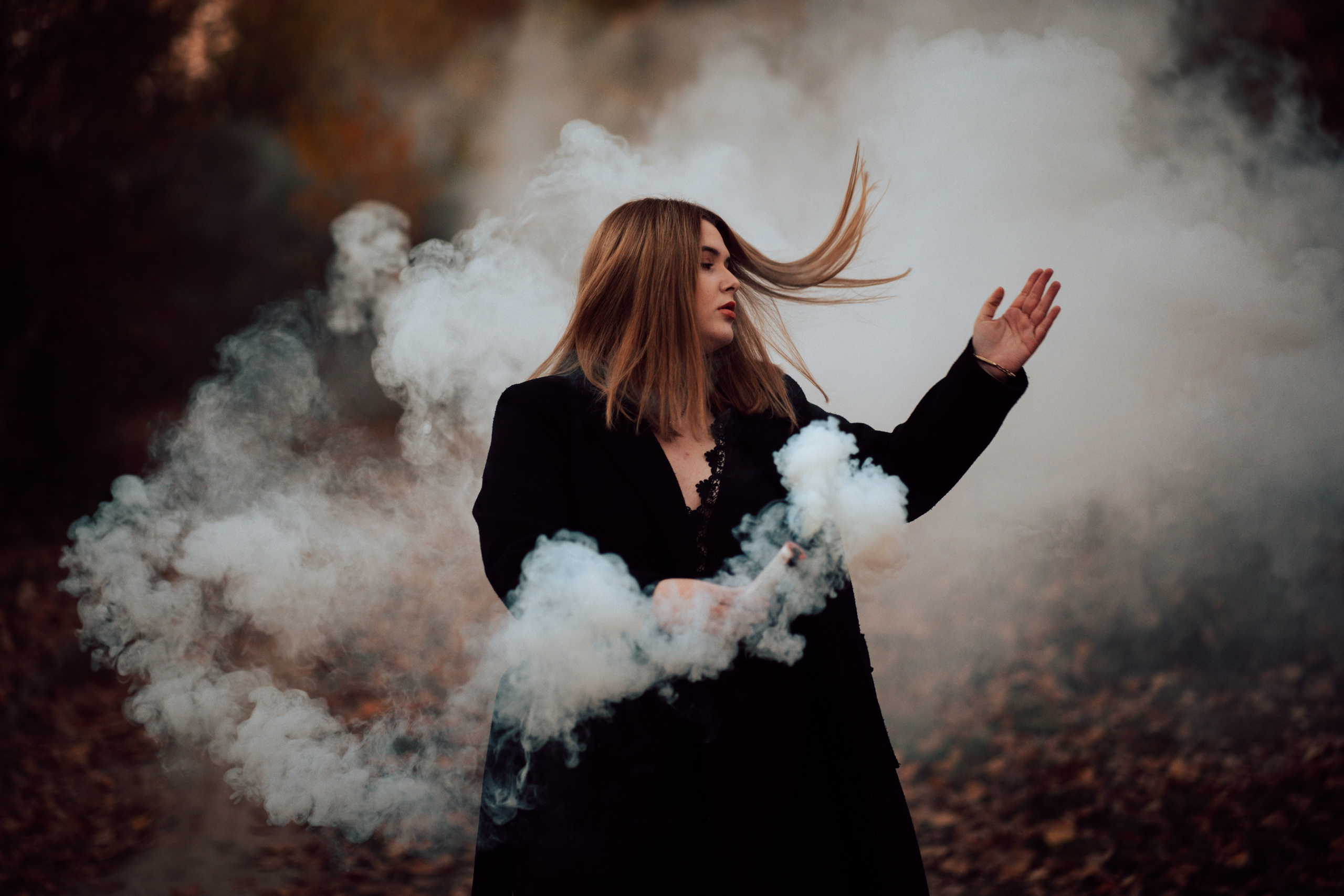 Fumigene… 40 lei/fumigena Opțional. Trendy Albums