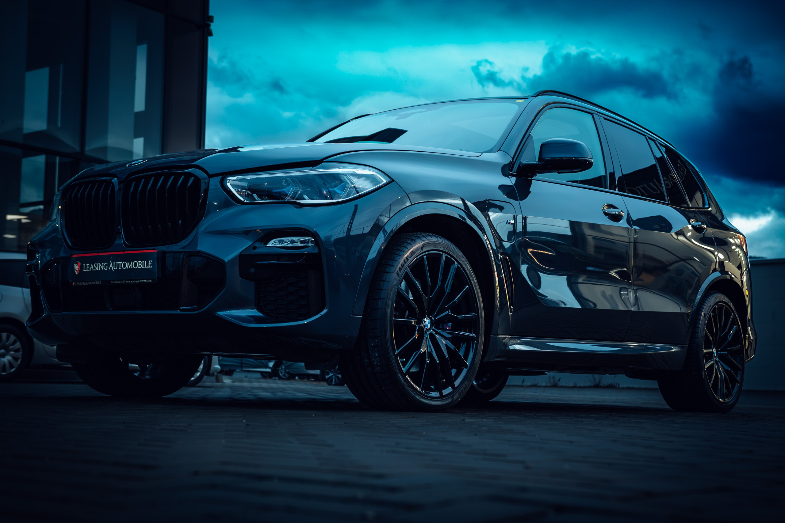 Masini. Ionut Brehuescu — Fotograf